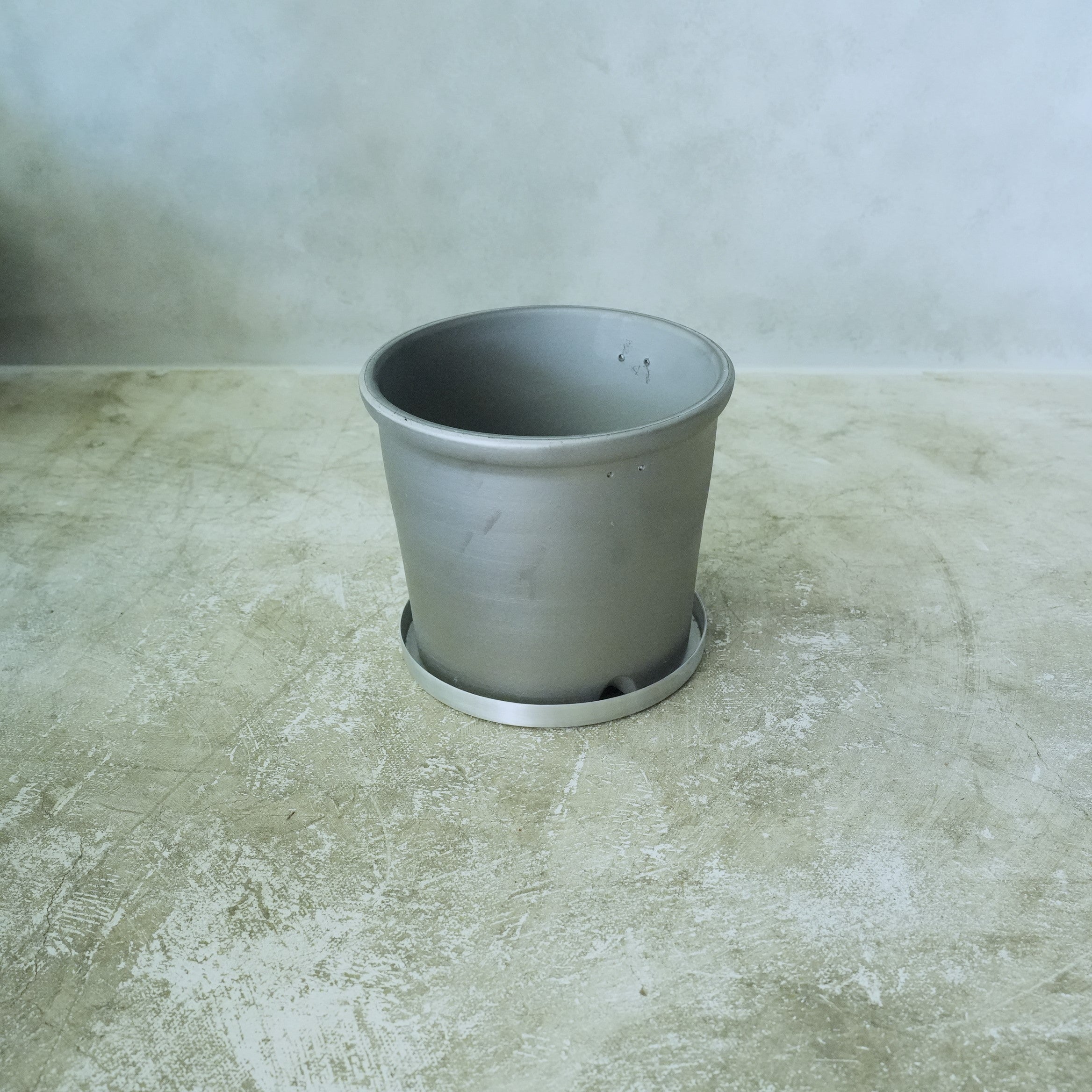SMOKED PLANTER