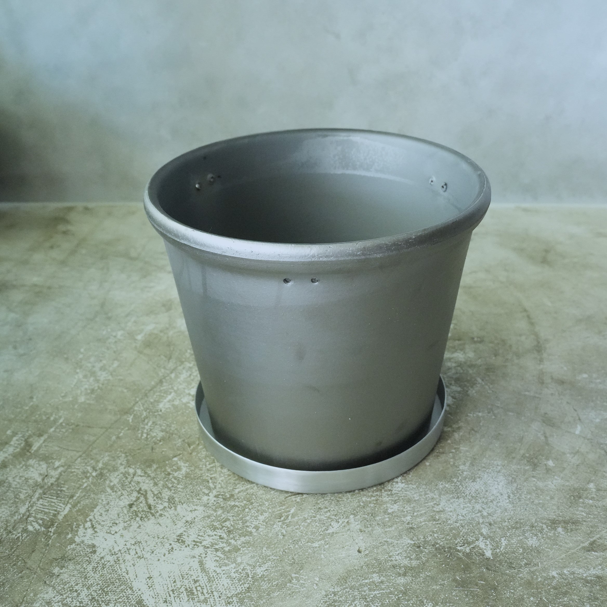 SMOKED PLANTER