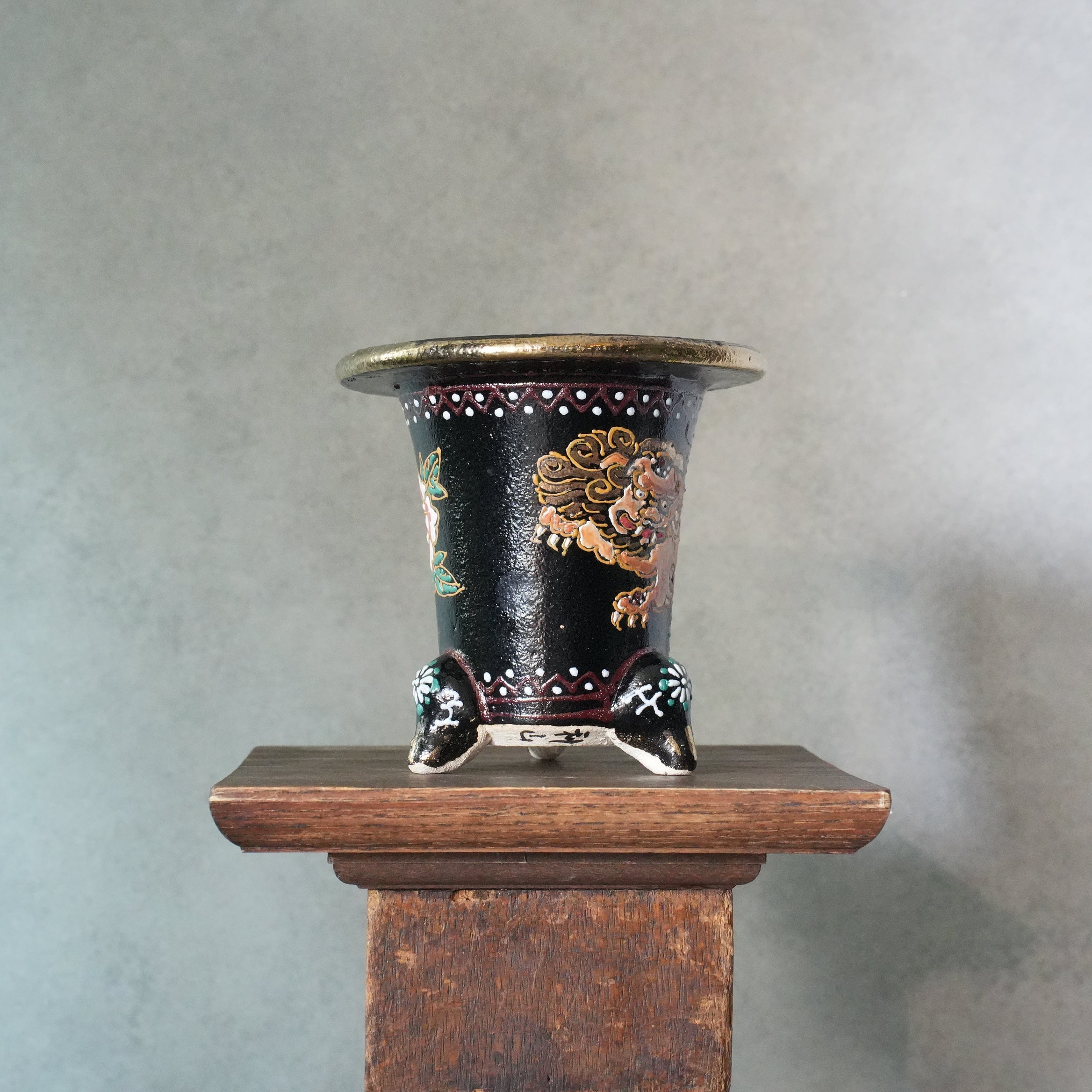 NISHIKI PLANTER