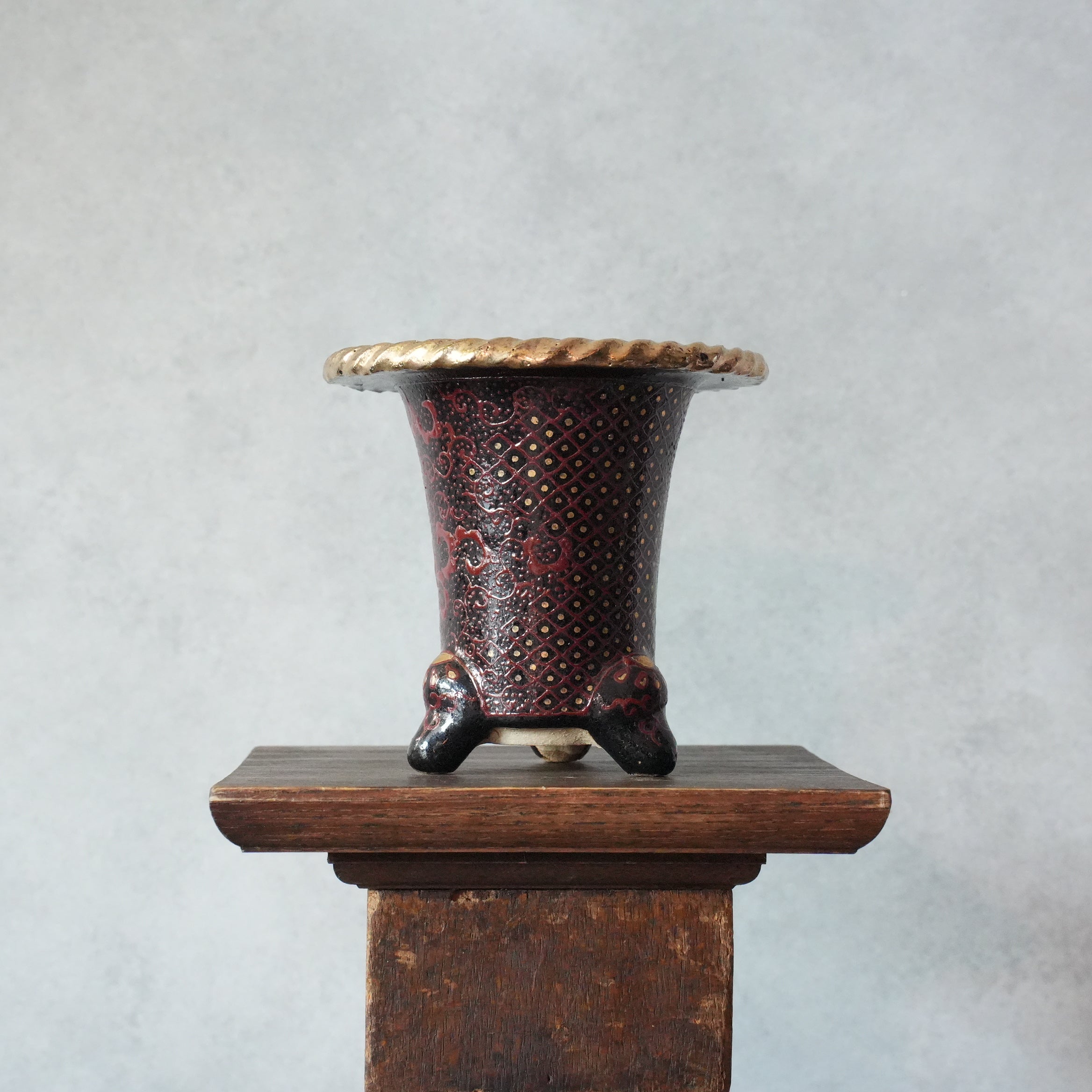 NISHIKI PLANTER