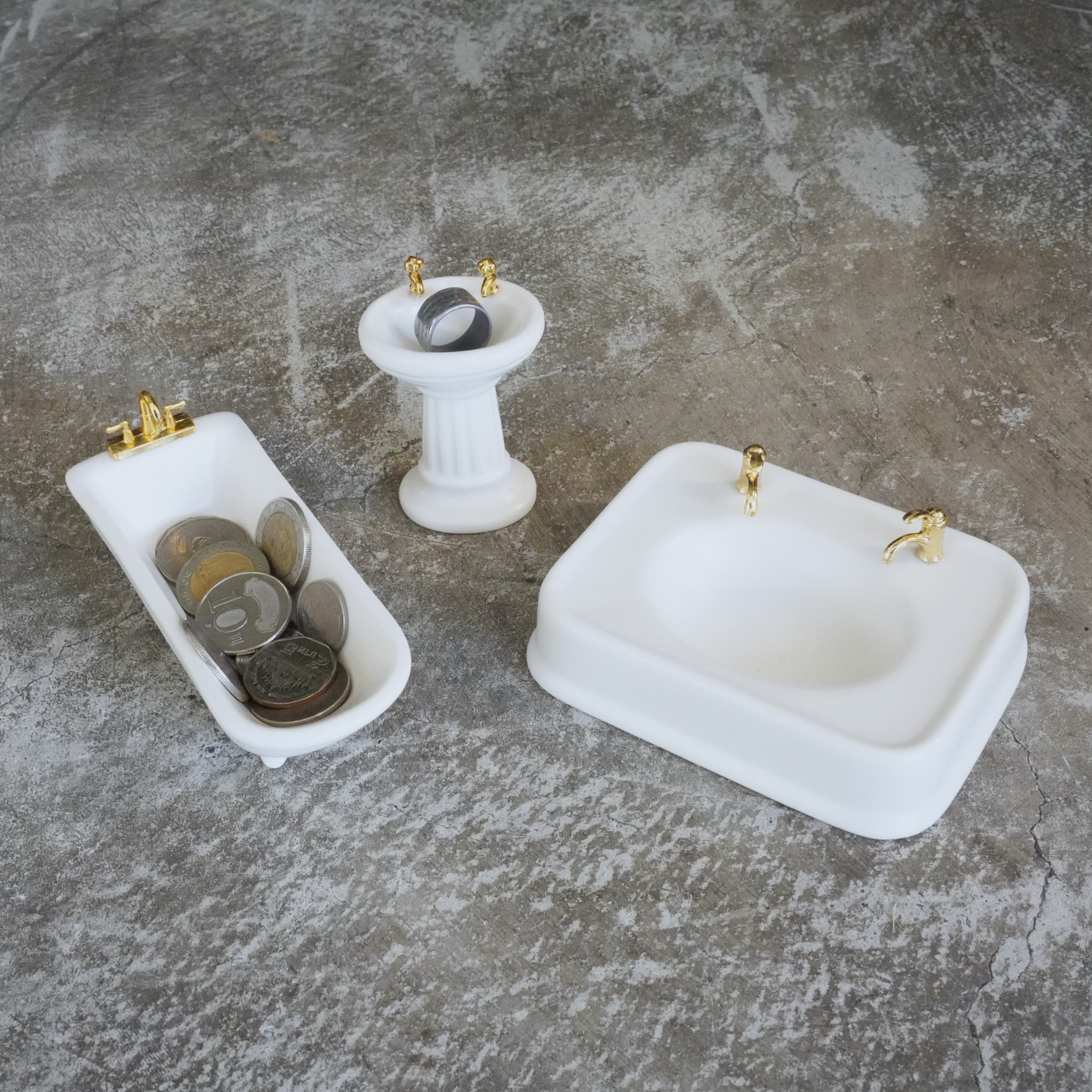 Bathroom Jewelry Tray