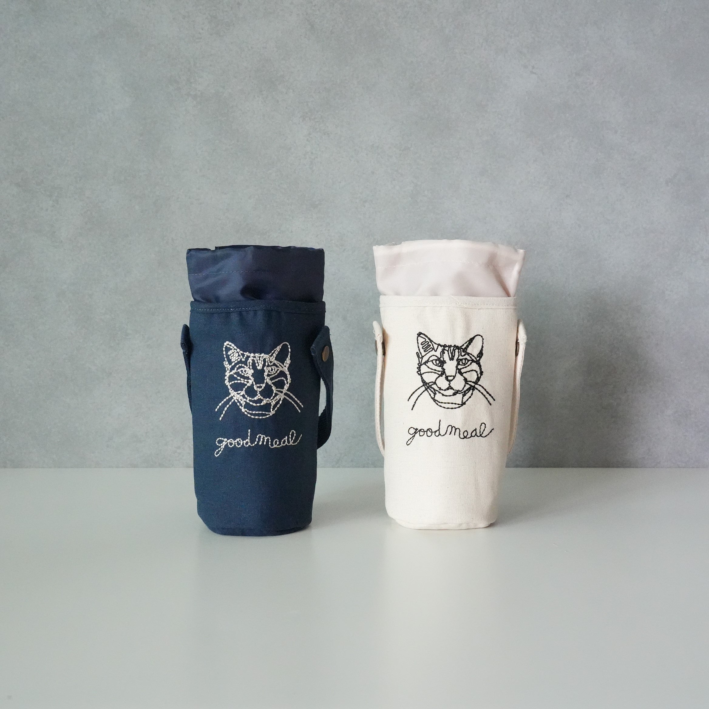HAyU Embroidery Bottle Case