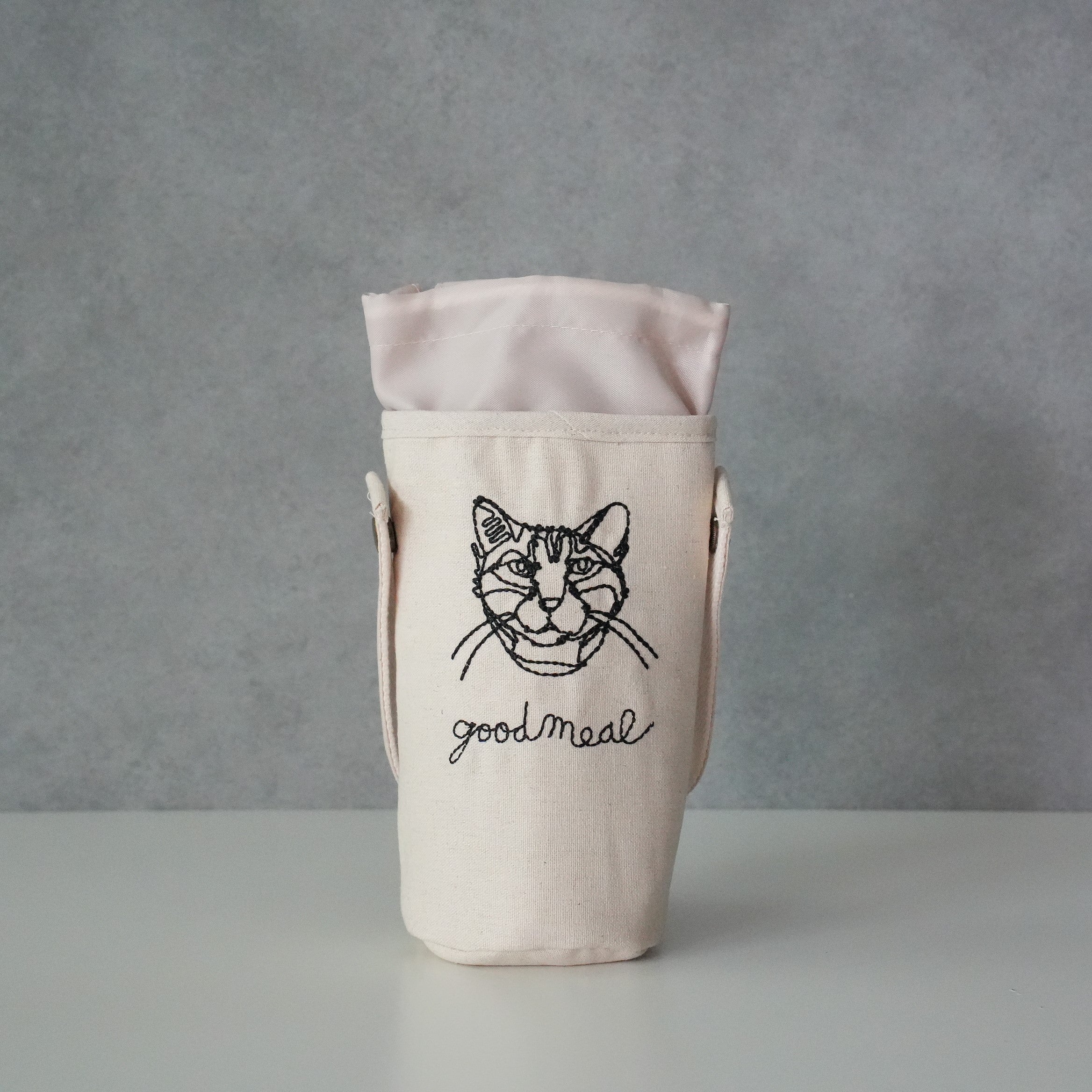 HAyU Embroidery Bottle Case