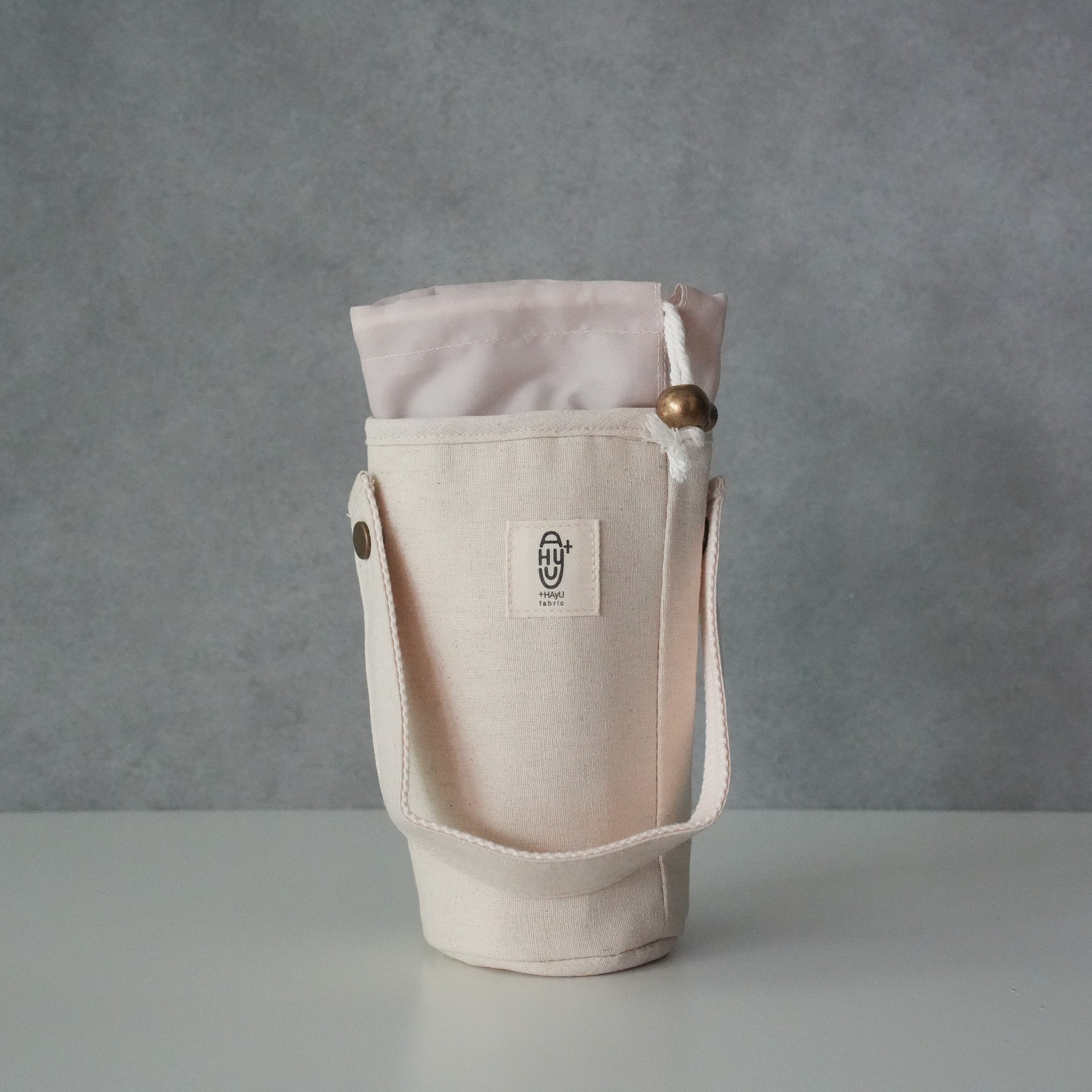 HAyU Embroidery Bottle Case