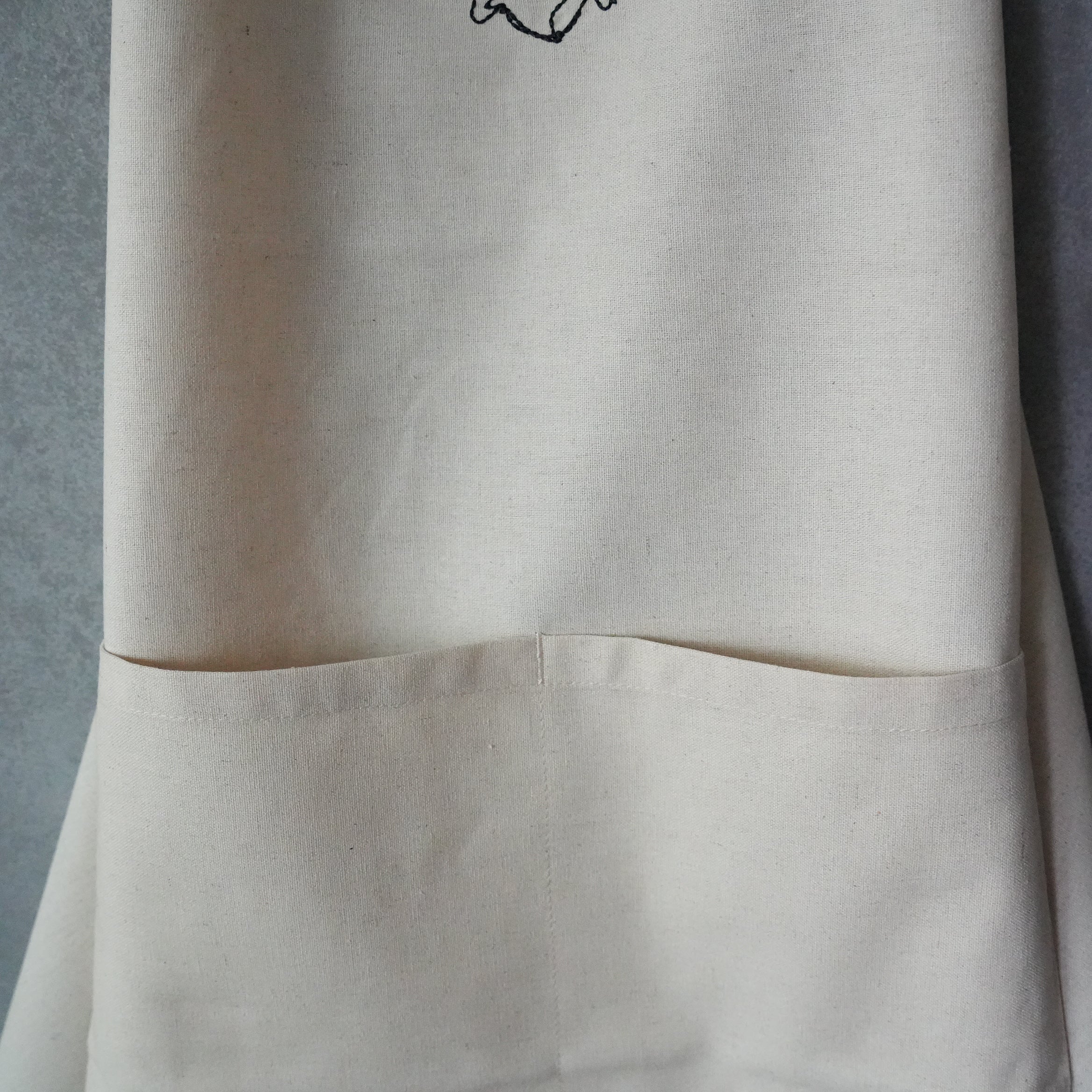 HAyU Embroidery Apron