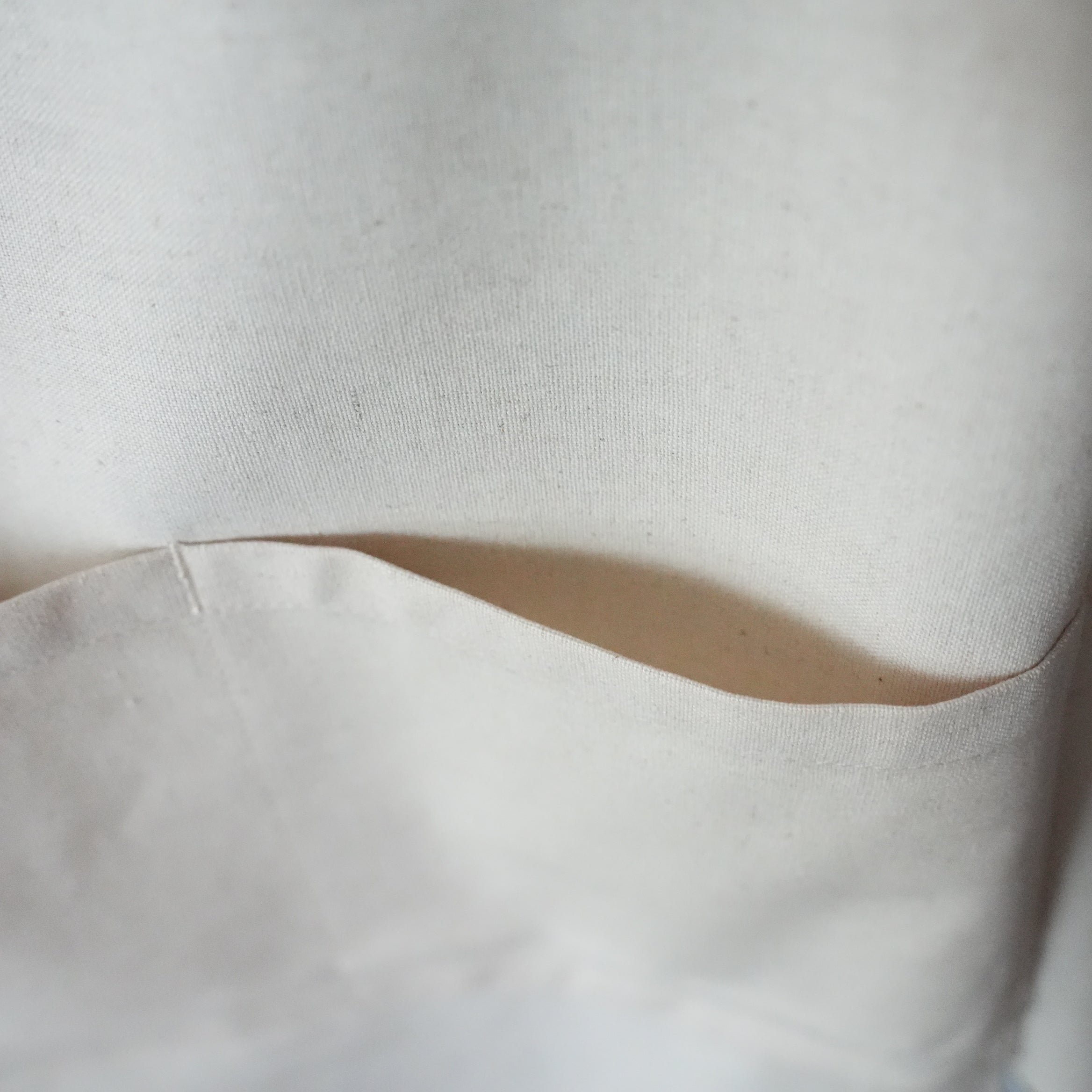 HAyU Embroidery Apron