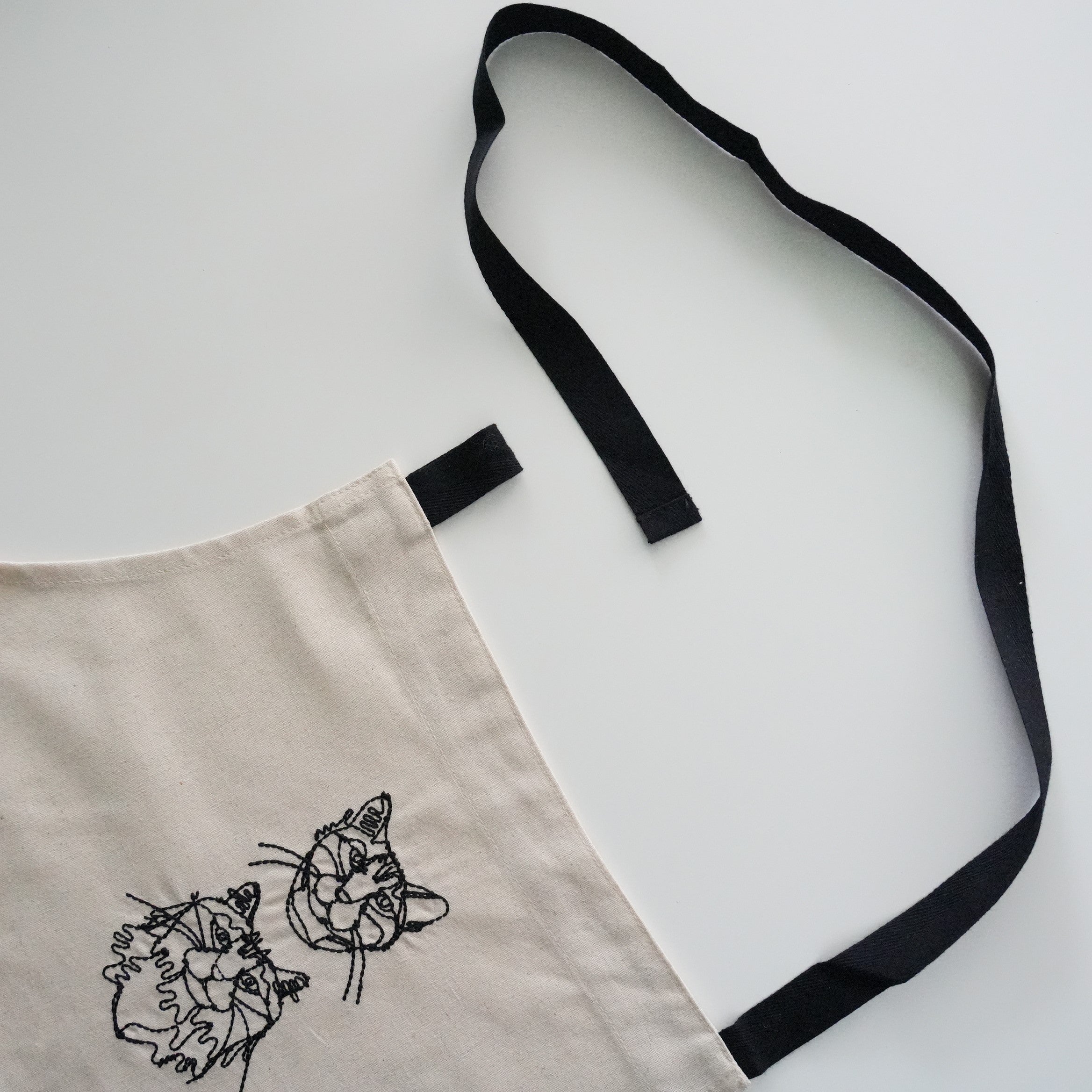 HAyU Embroidery Apron