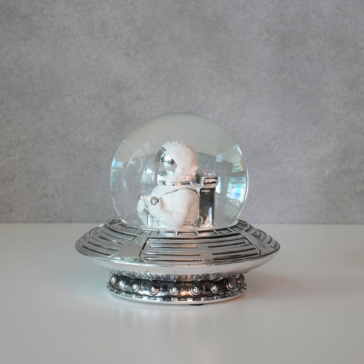 LED SNOW GLOBE