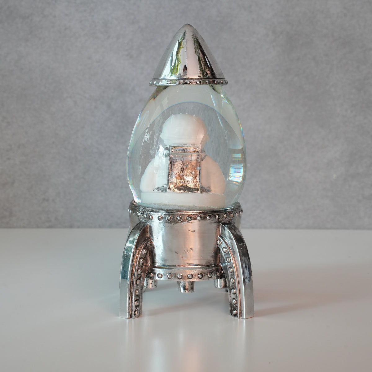LED SNOW GLOBE