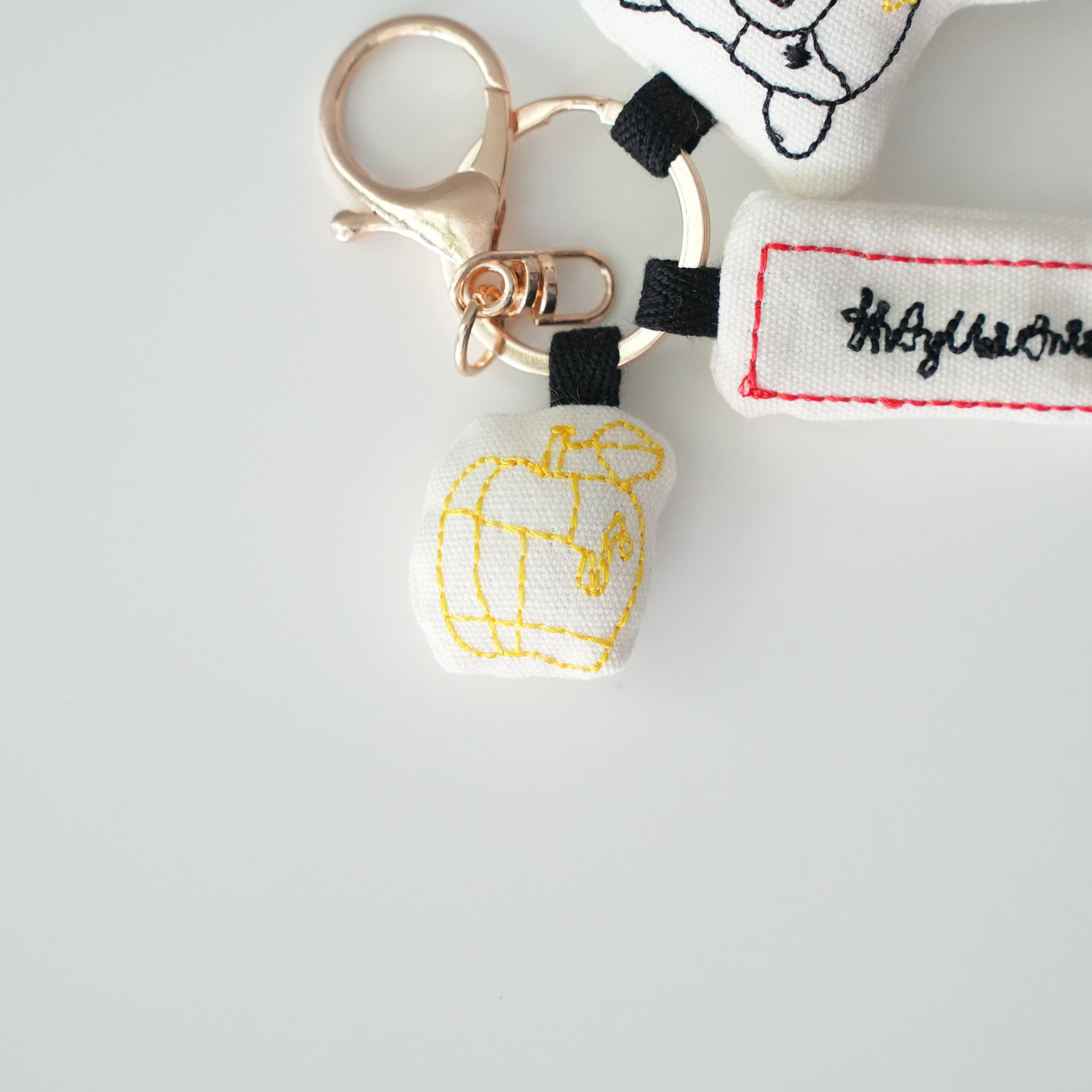 HAyU Charm