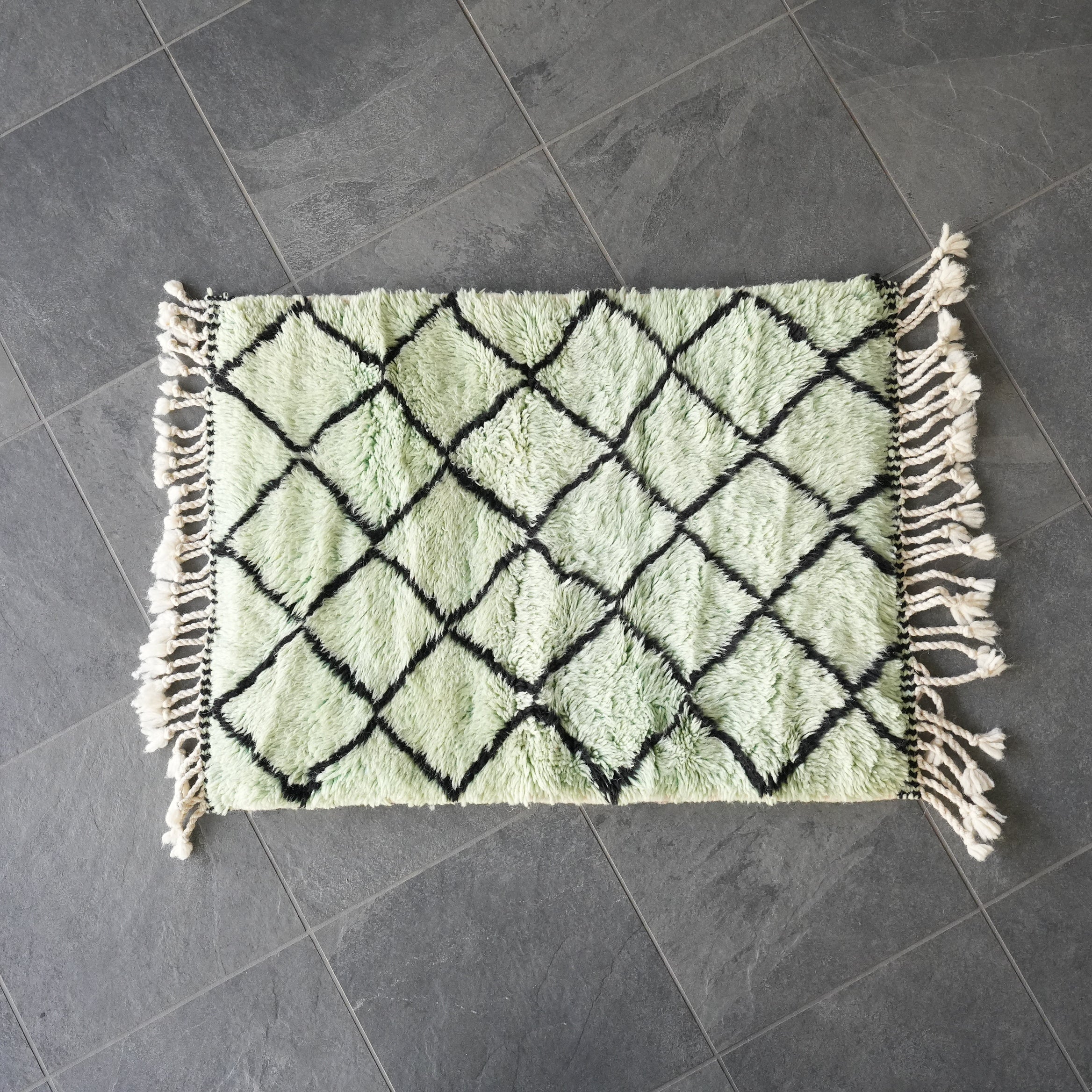 RUG the LIFE / Mrirt 183