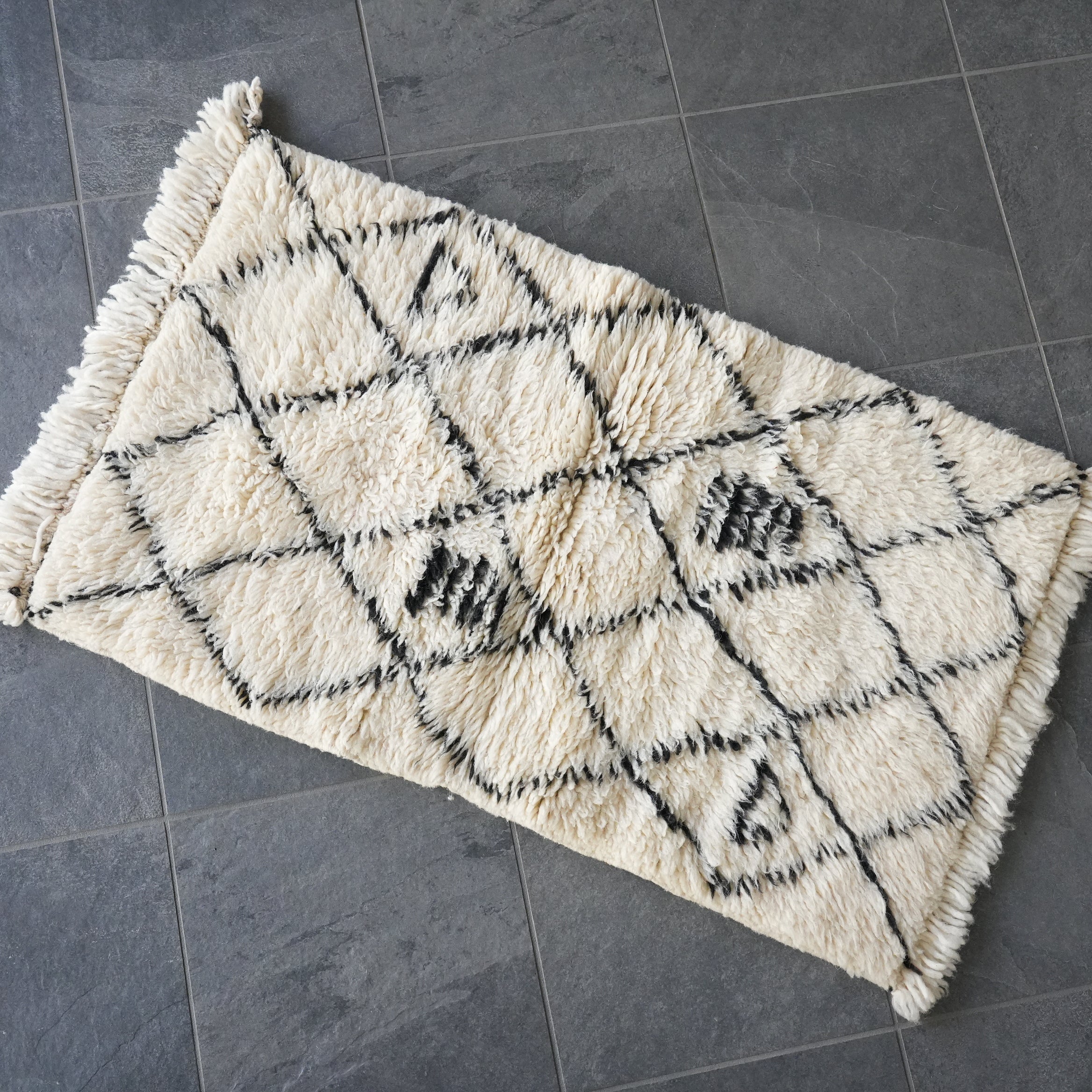 RUG the LIFE / Mrirt 184