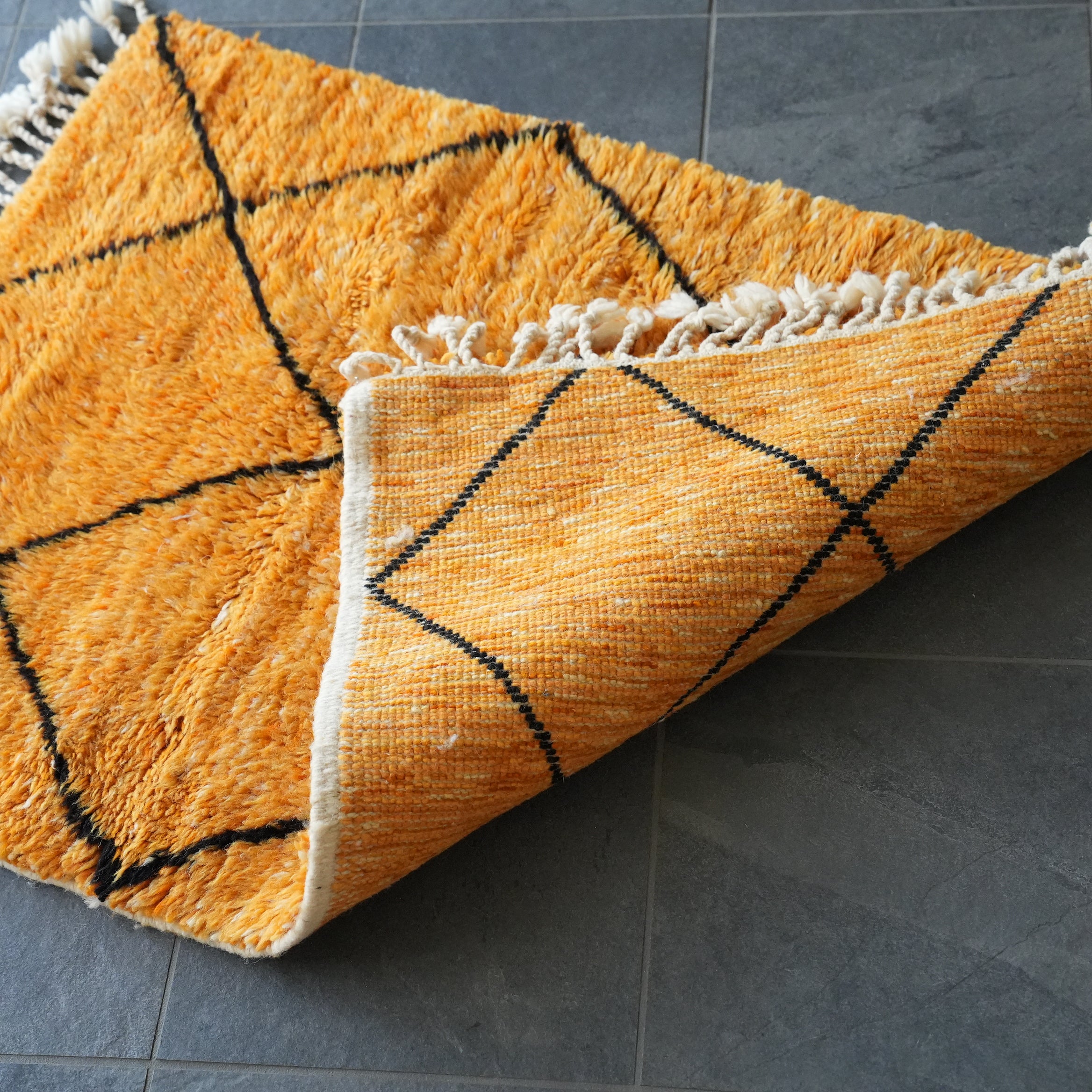 RUG the LIFE / Mrirt 172