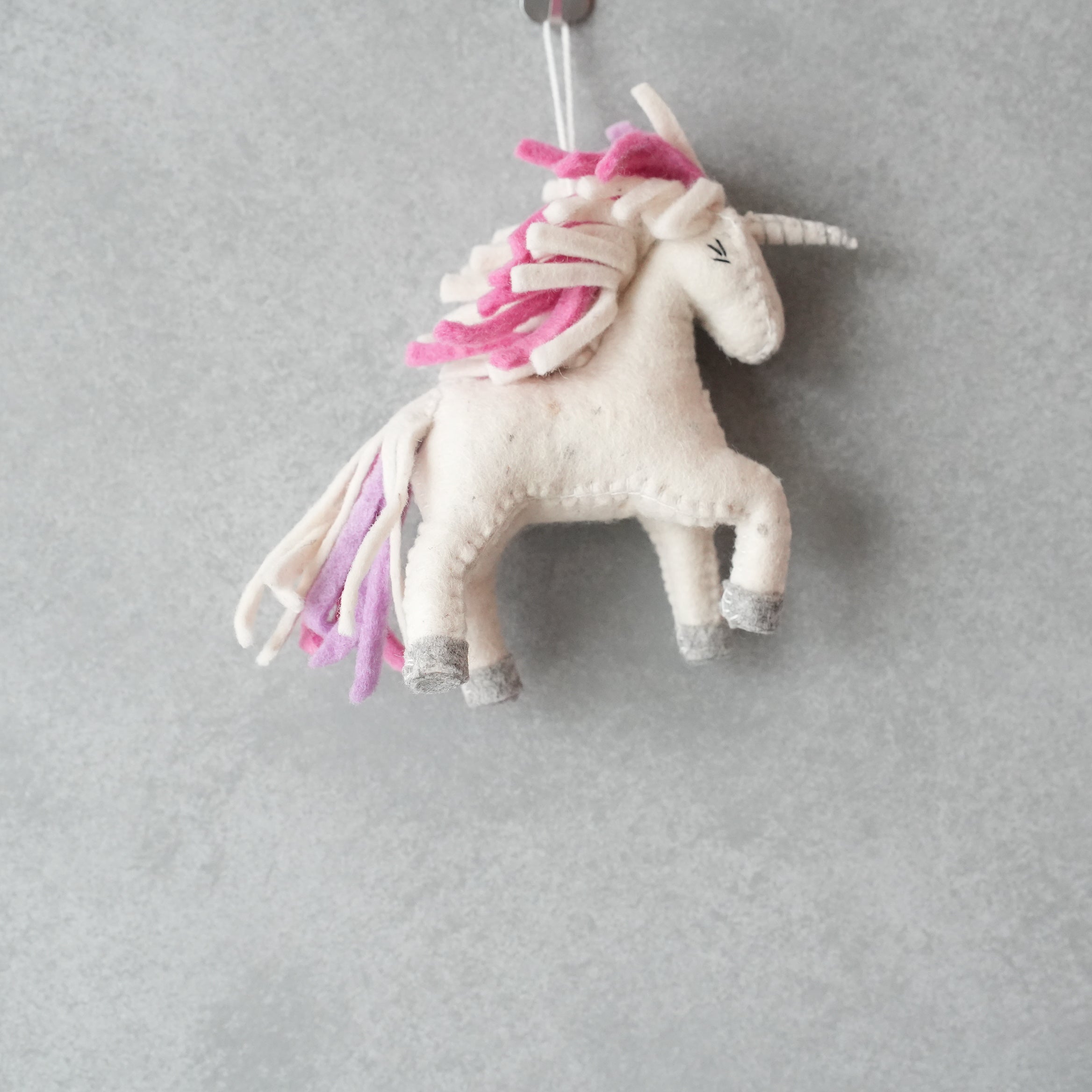 SILK ROAD BAZAAR / Pink Magical Unicorn
