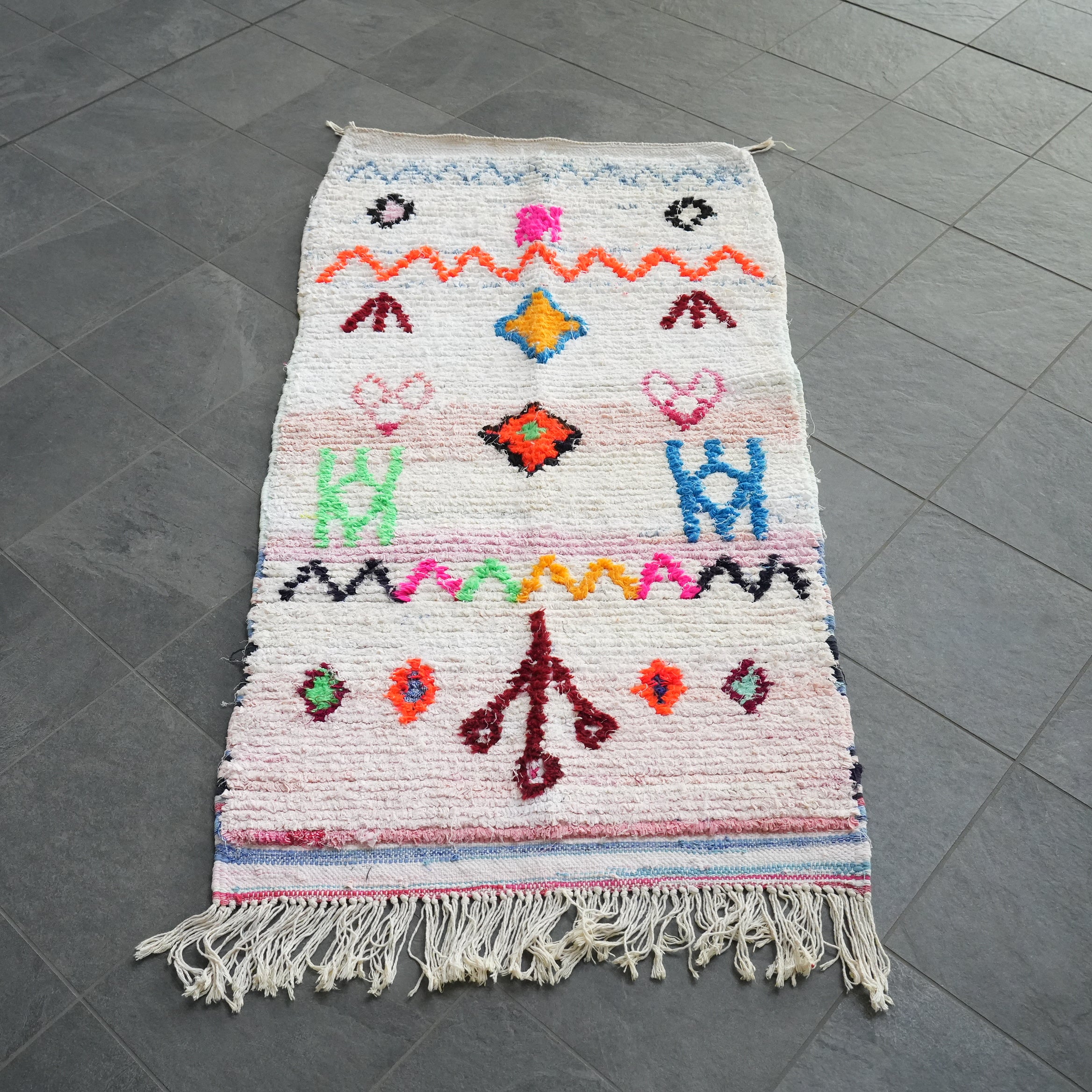 RUG the LIFE / Bouche rouite D143