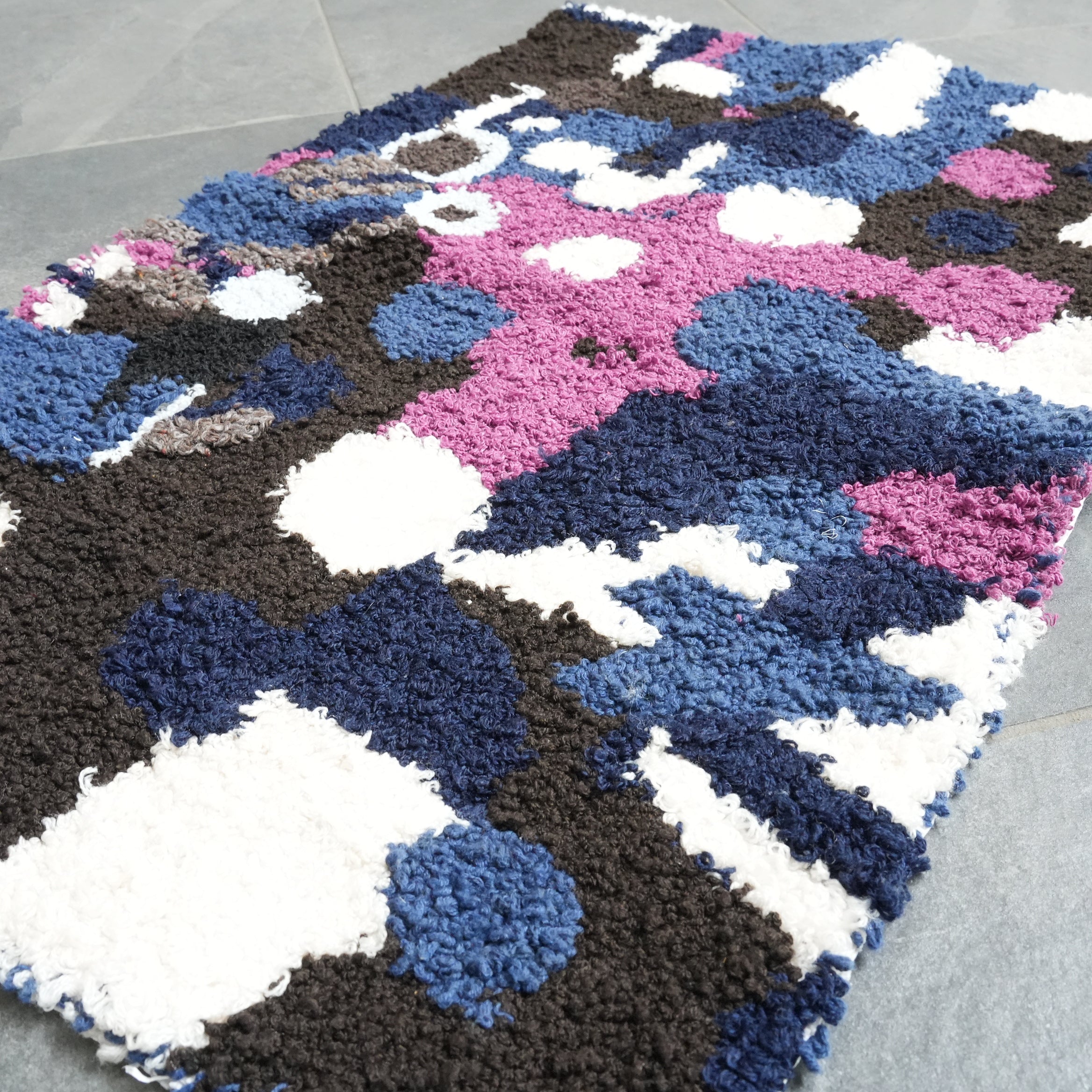 RUG the LIFE / Zindekh 005