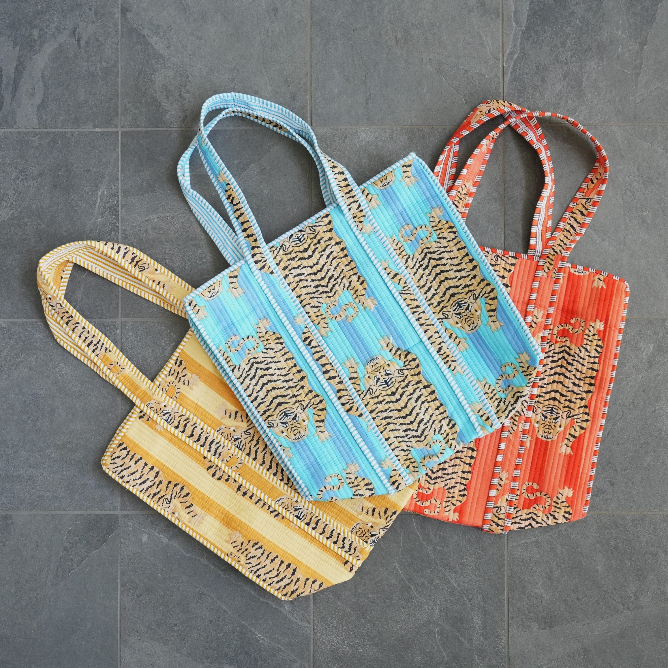 TIGER QUILT BAG