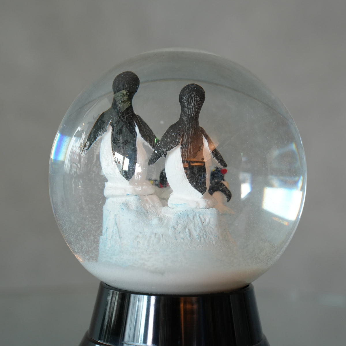 PERZY スノーグローブ 120mm　Penguin Family