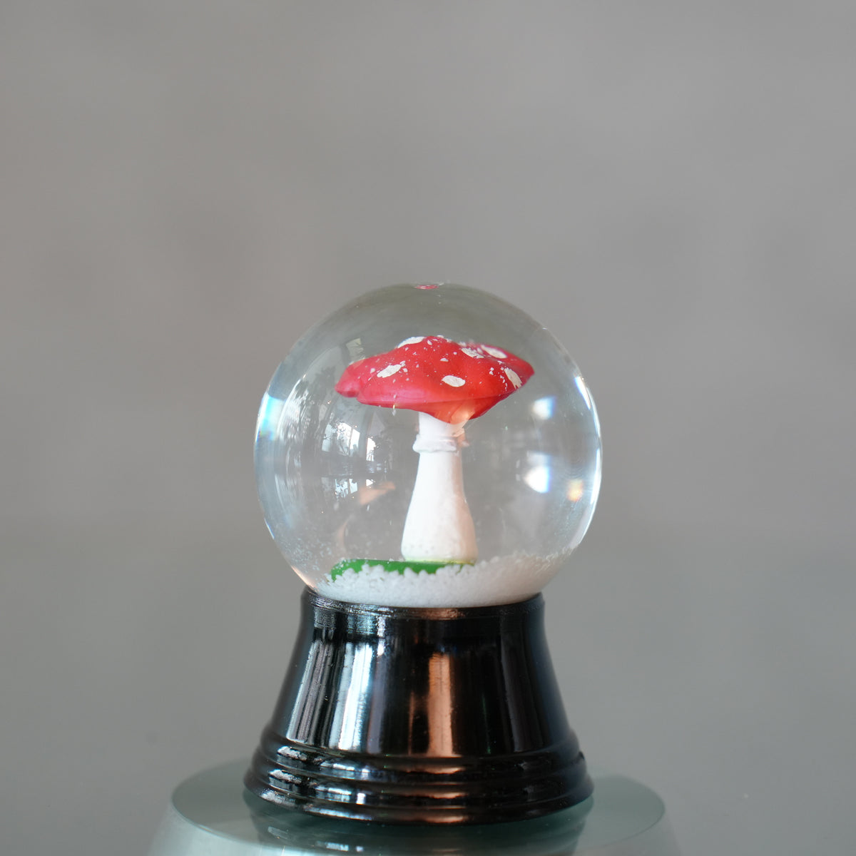 PERZY スノーグローブ 45mm　Mushroom