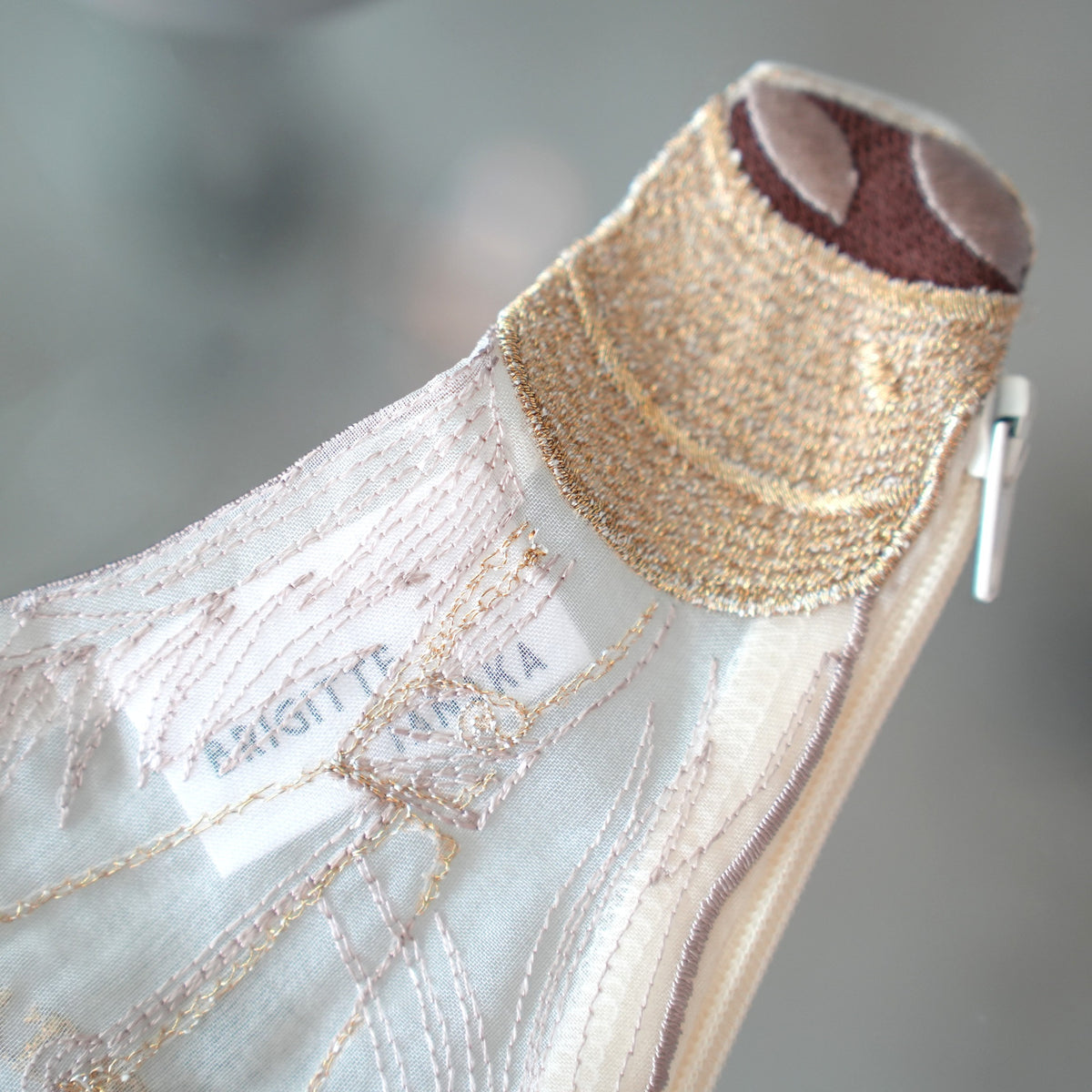 Bulb Pouch