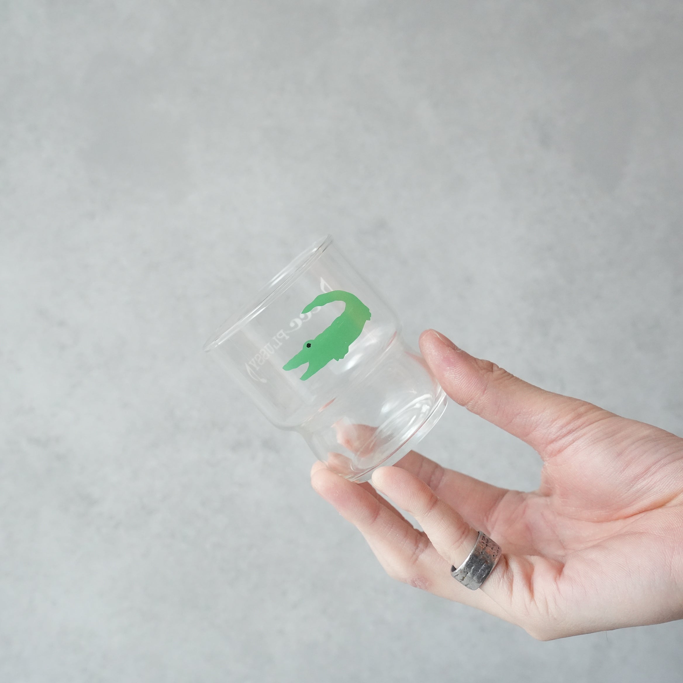 うそみたいなコップ　みどりのわに プラッシー