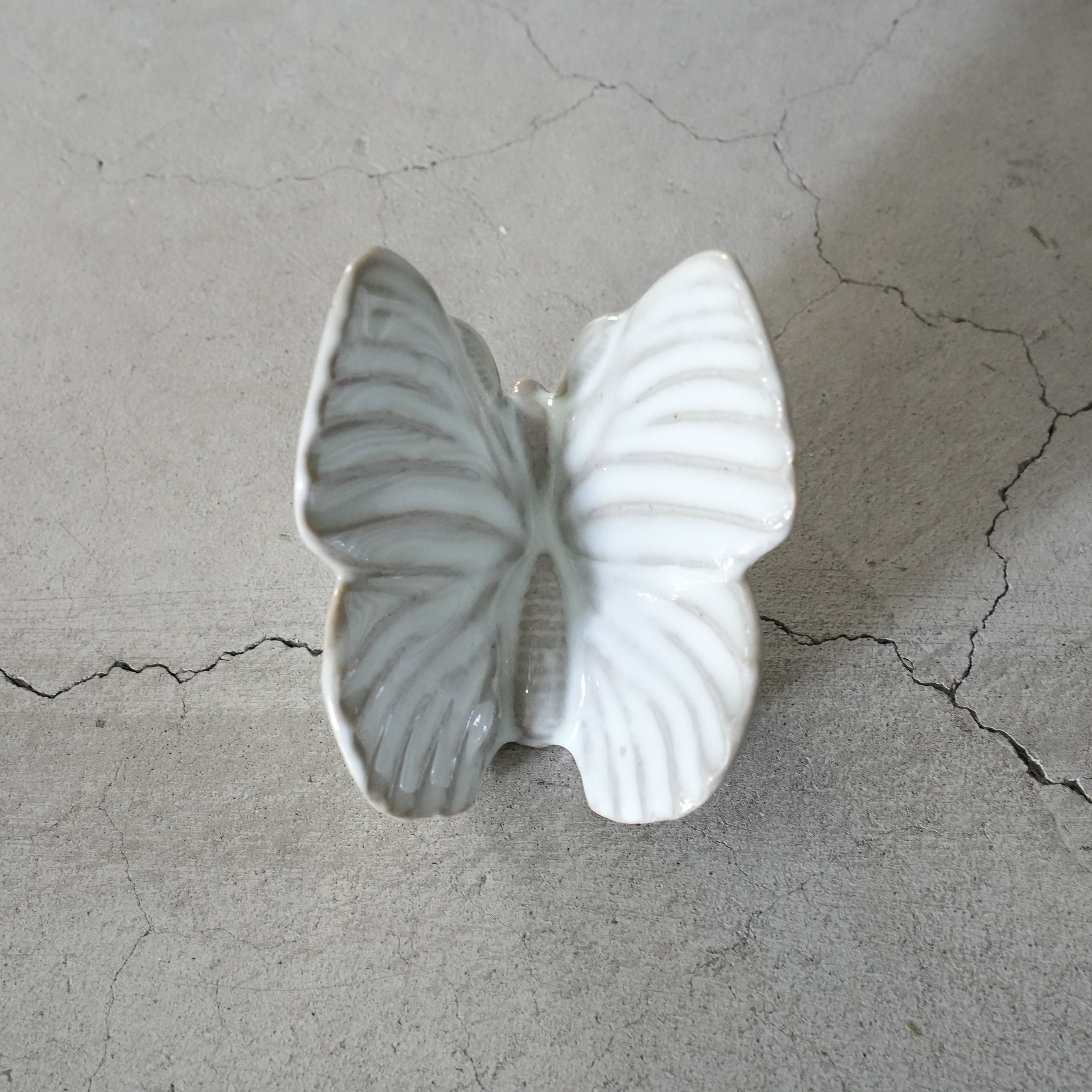 Butterfly Ⅱ White BF-002-05