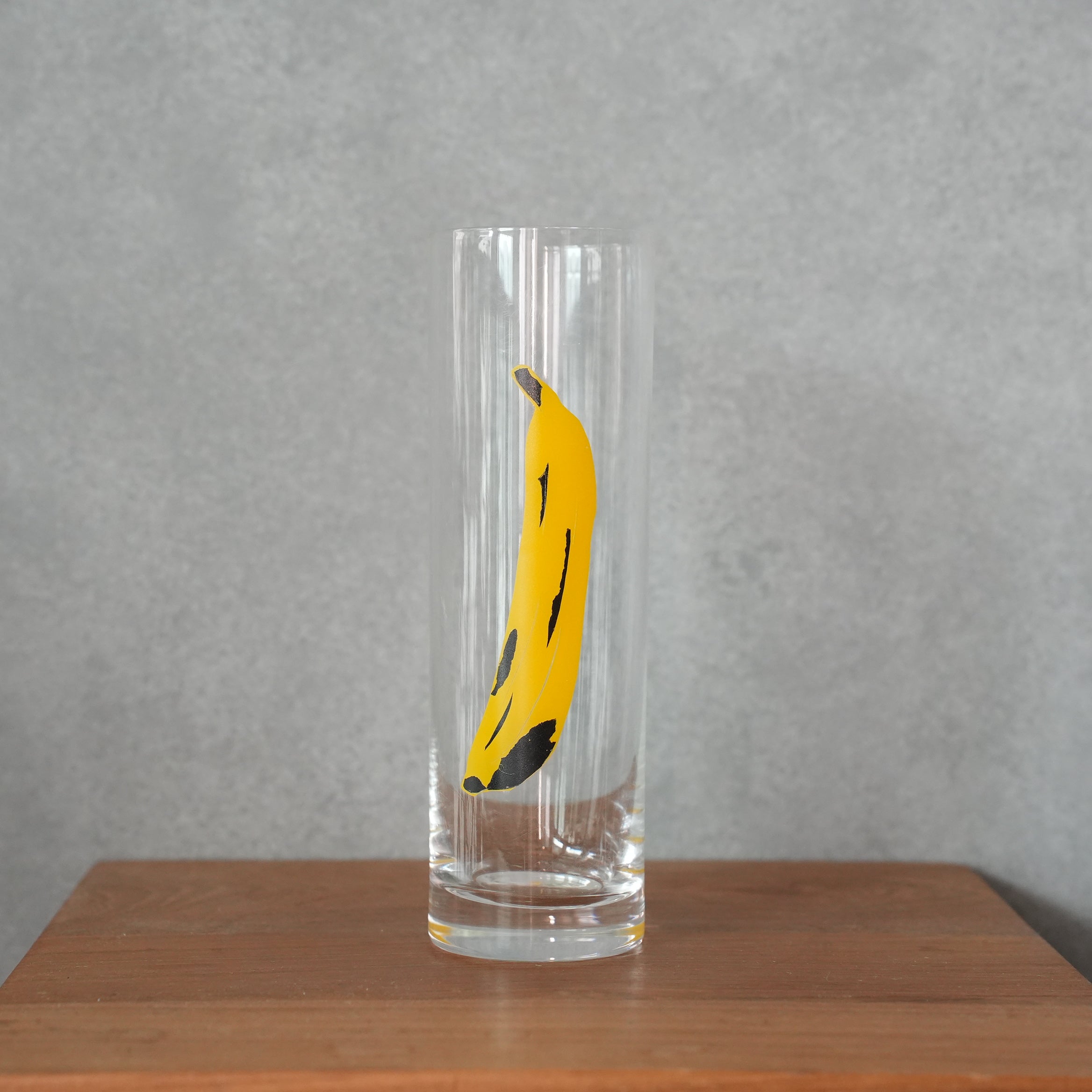 うそみたいなコップ　バナナ