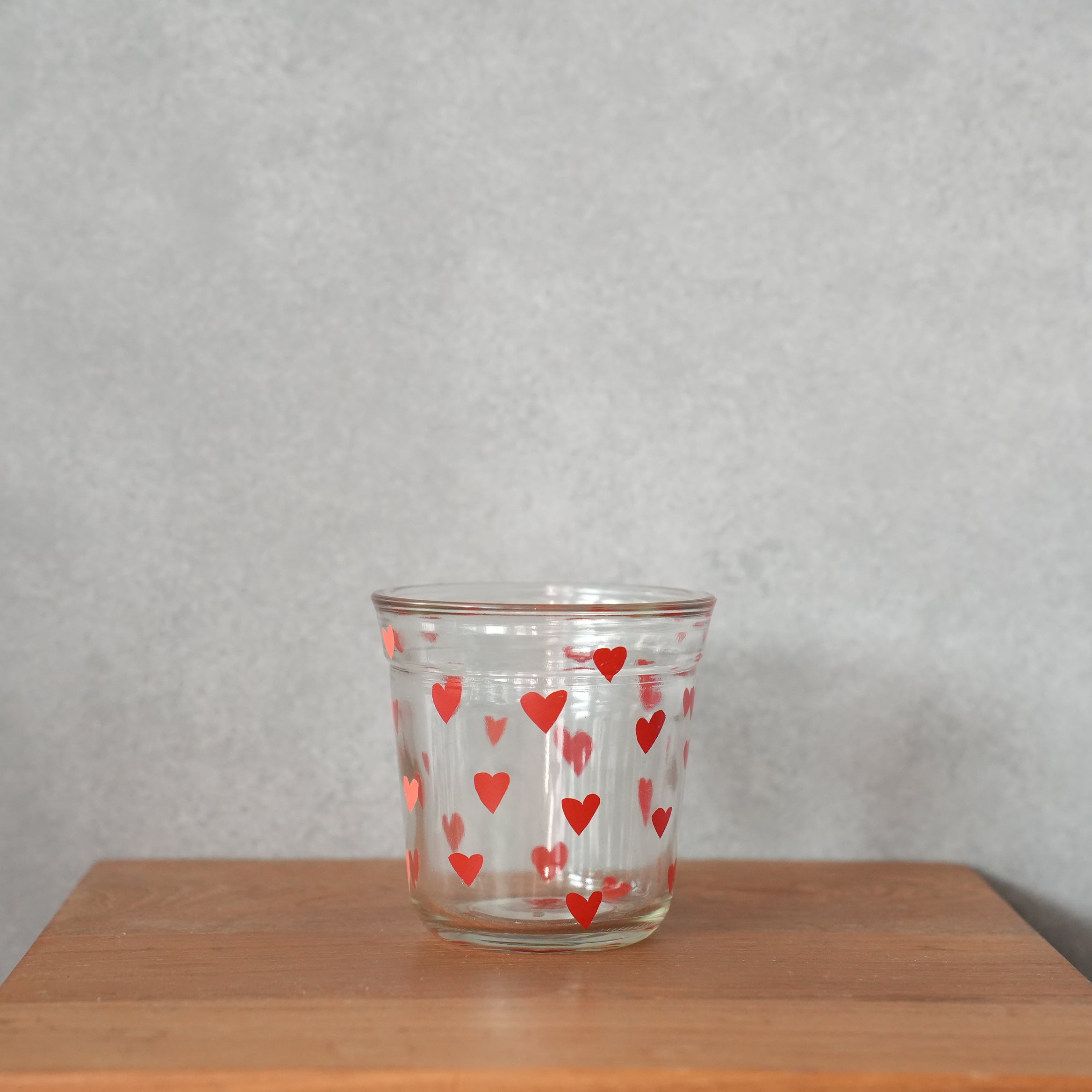 うそみたいなコップ　愛あふれるBINKOP　B