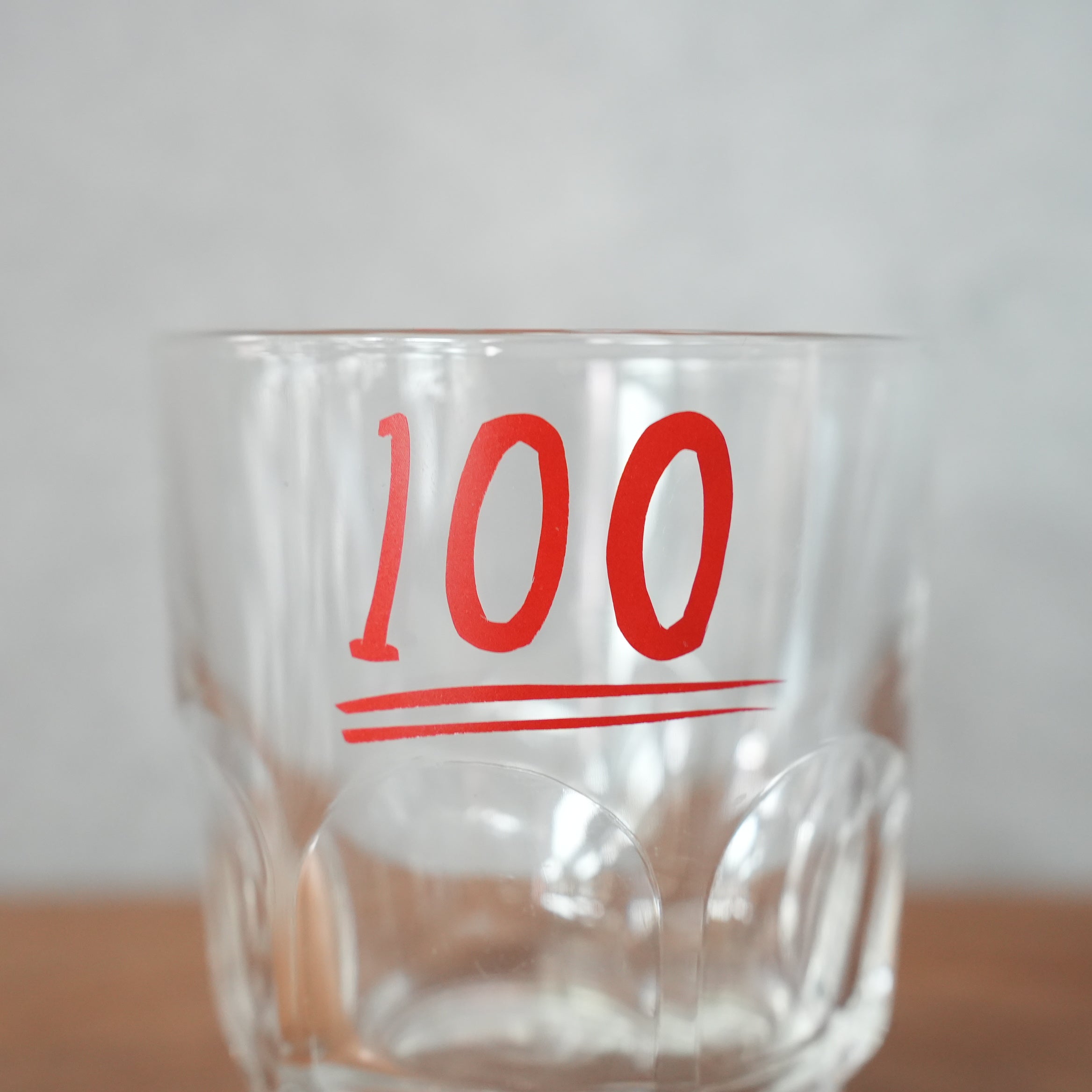 うそみたいなコップ　100点ミニグラス