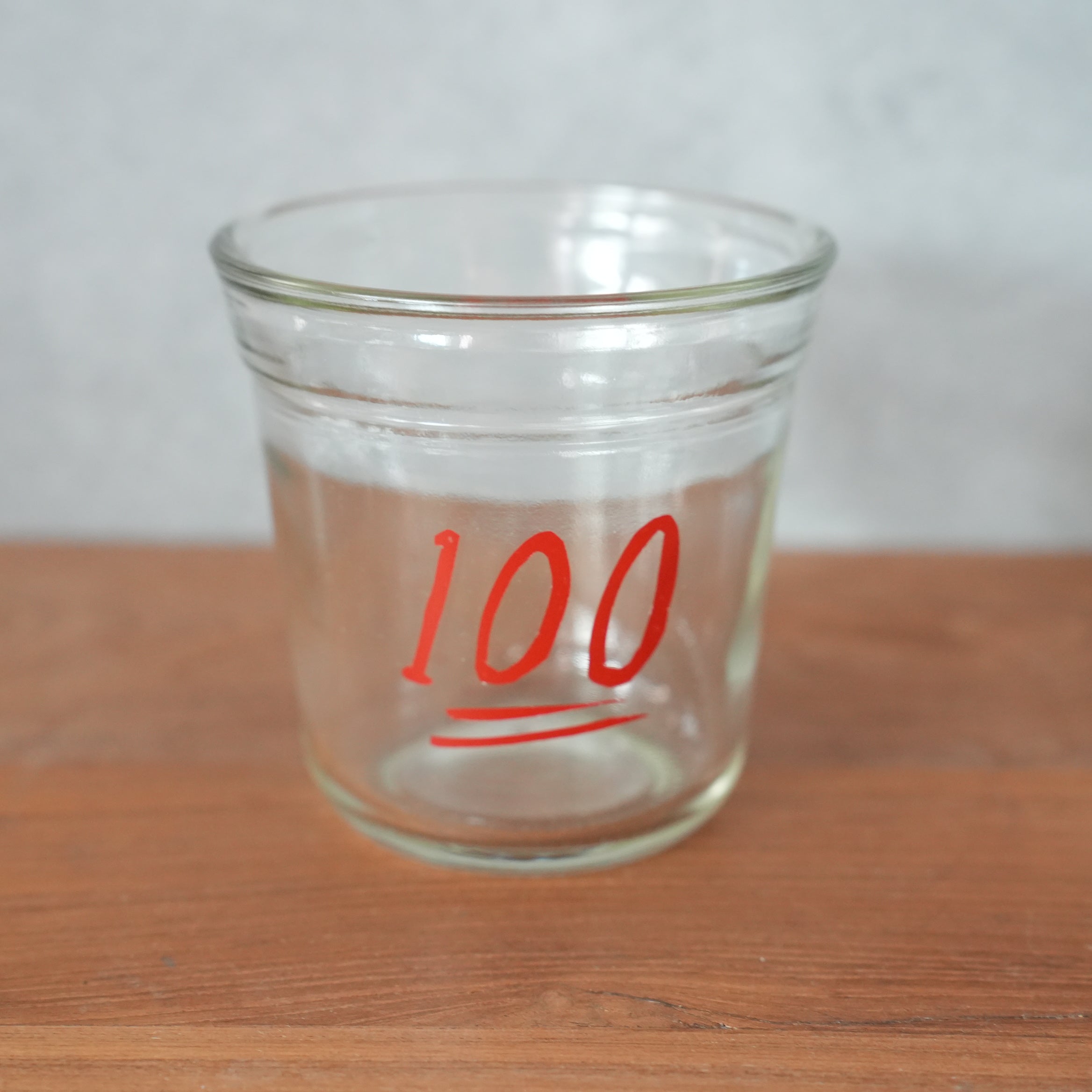 うそみたいなコップ　100点BINKOP