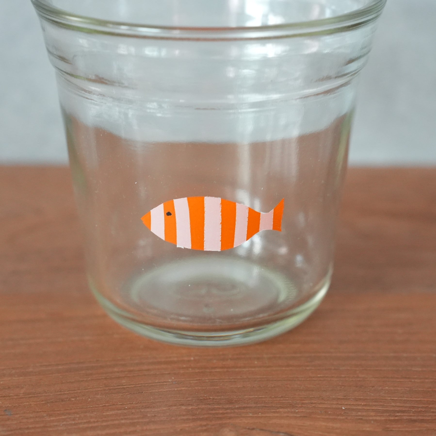 うそみたいなコップ　小魚BINKOP