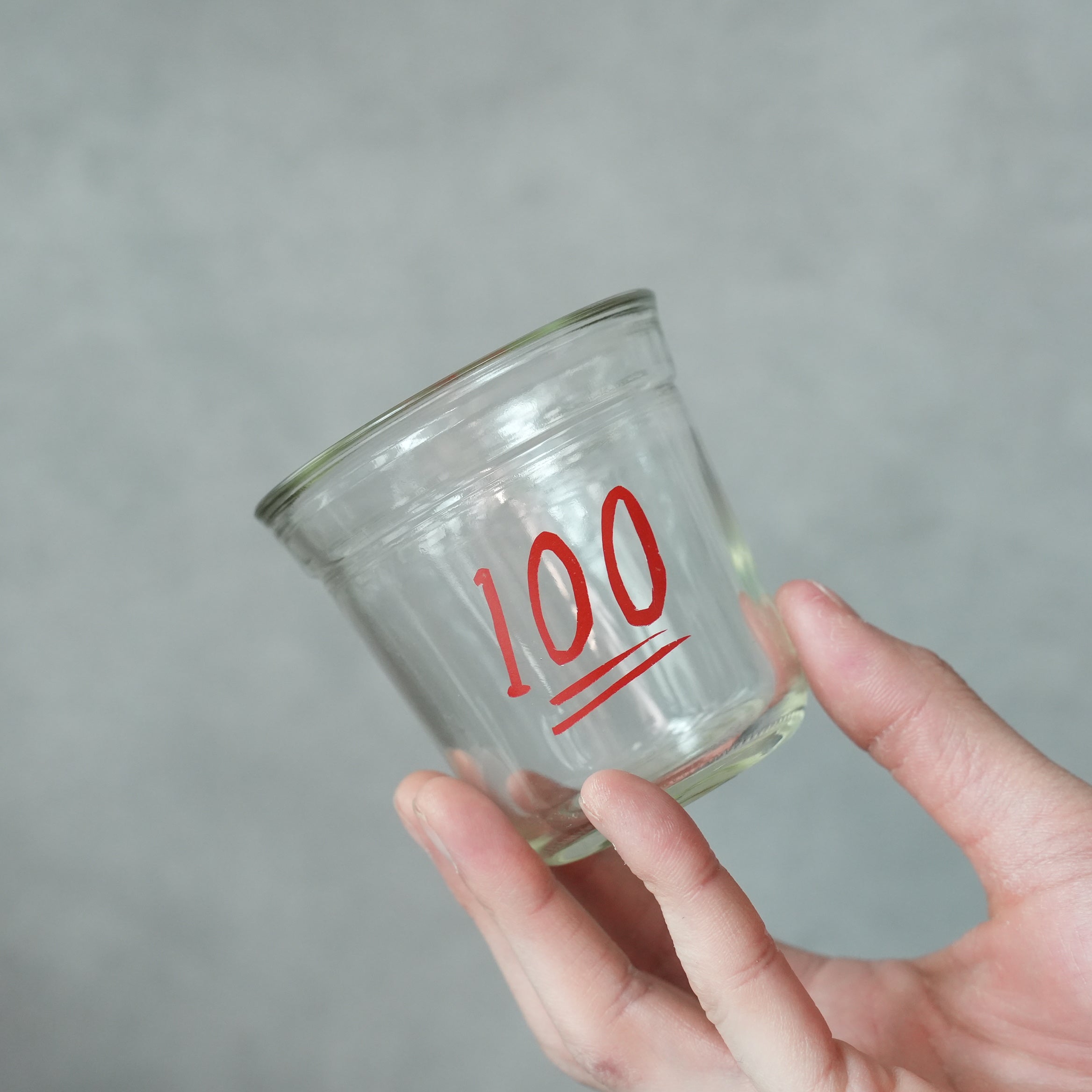 うそみたいなコップ　100点BINKOP