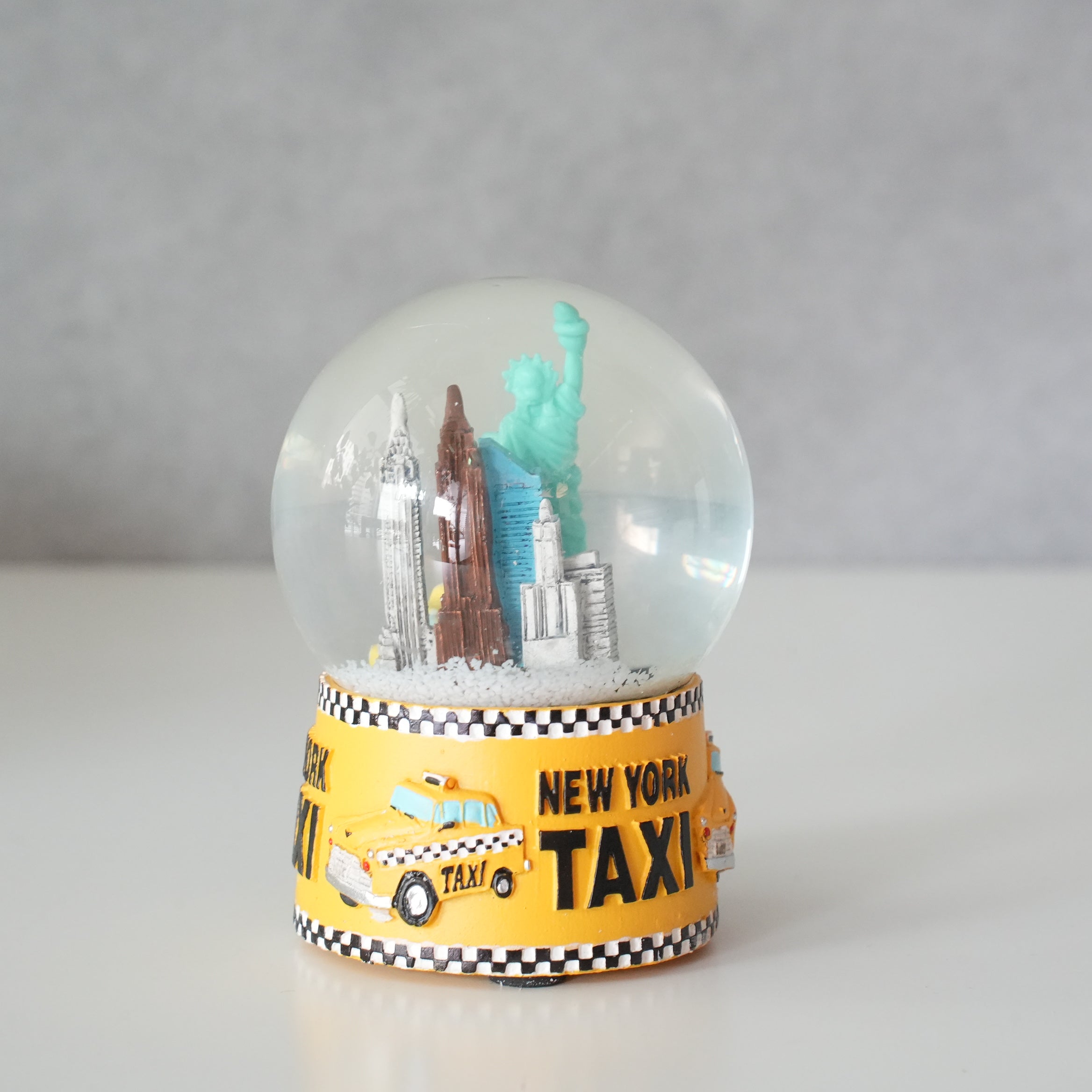 SOUVENIR SNOWGLOBE N.Y