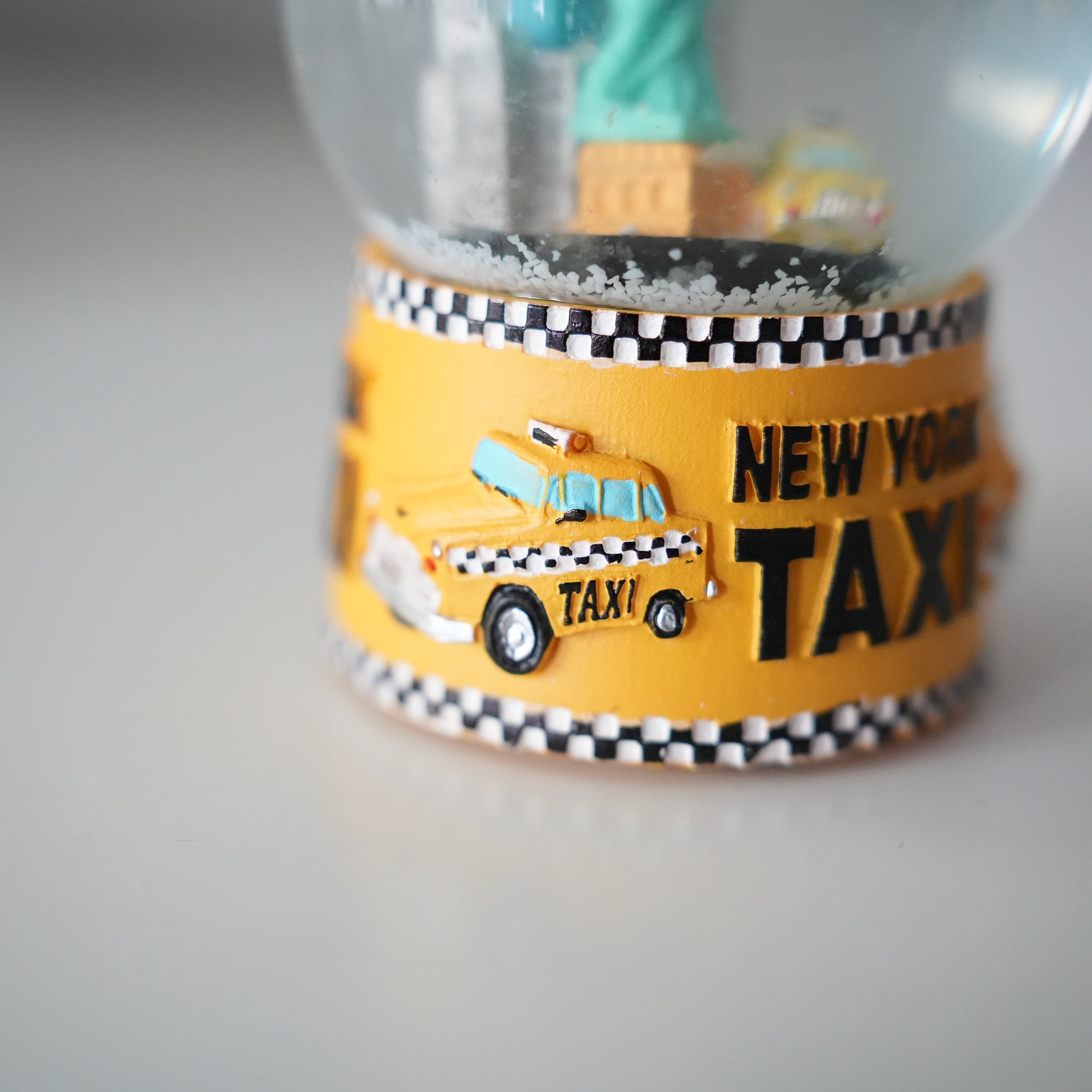 SOUVENIR SNOWGLOBE N.Y