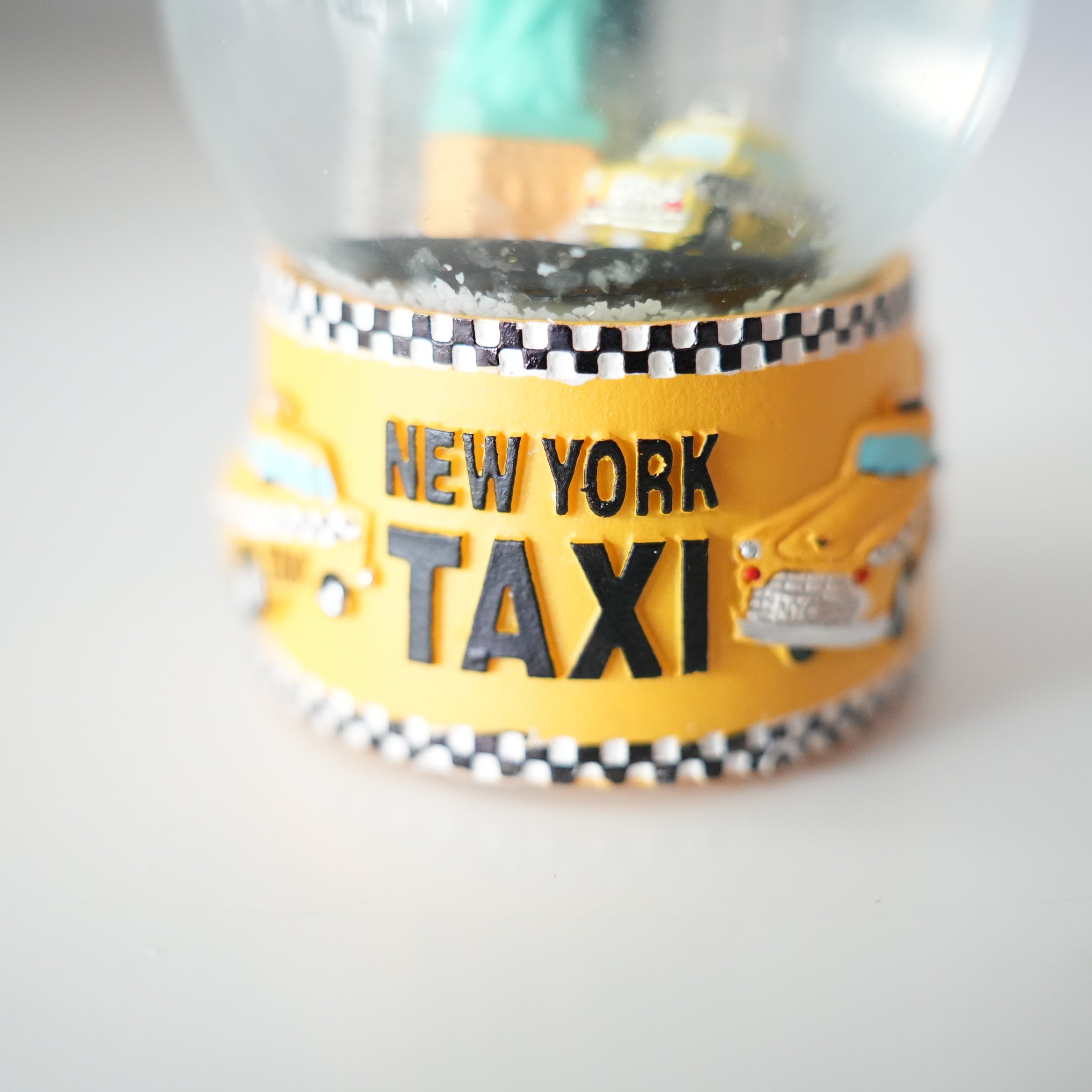 SOUVENIR SNOWGLOBE N.Y
