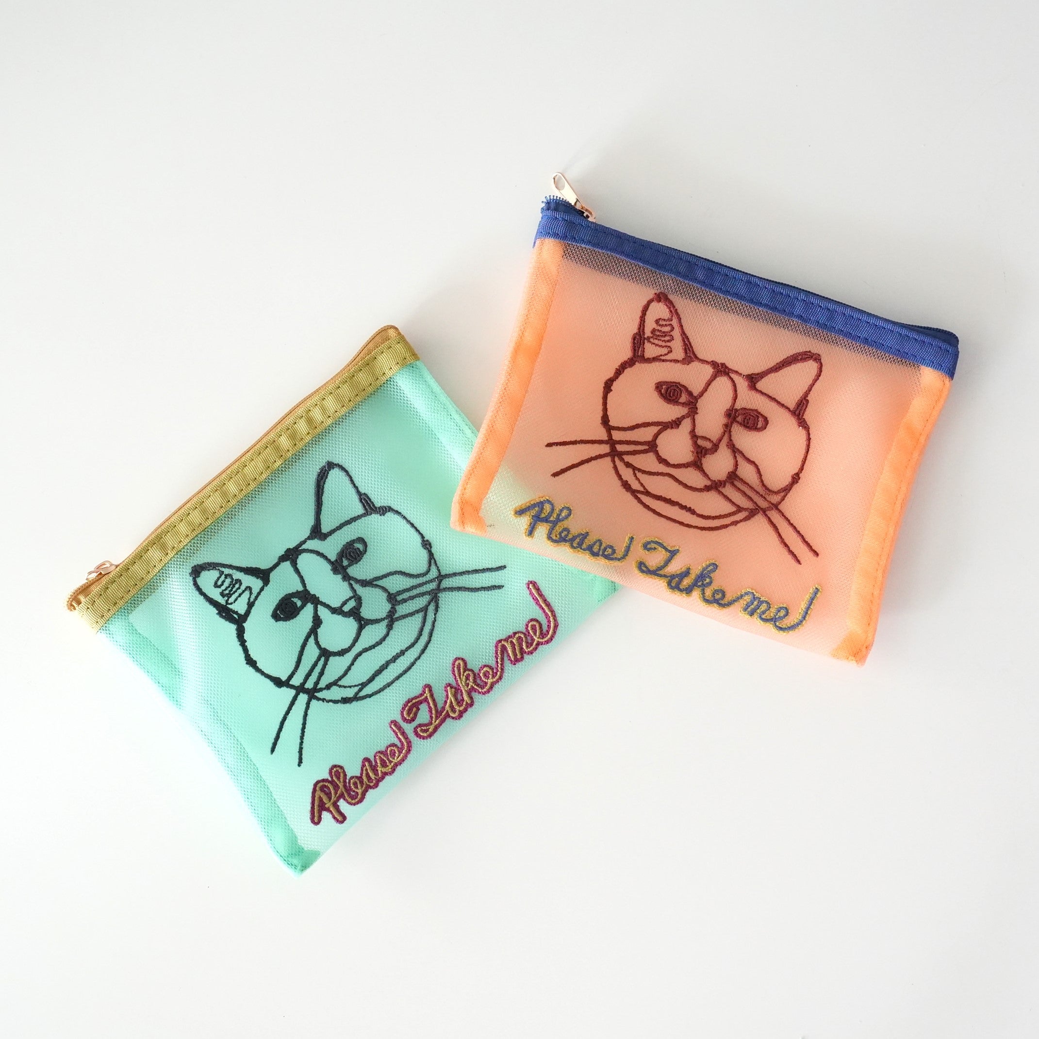 HAyU 刺繍メッシュポーチ