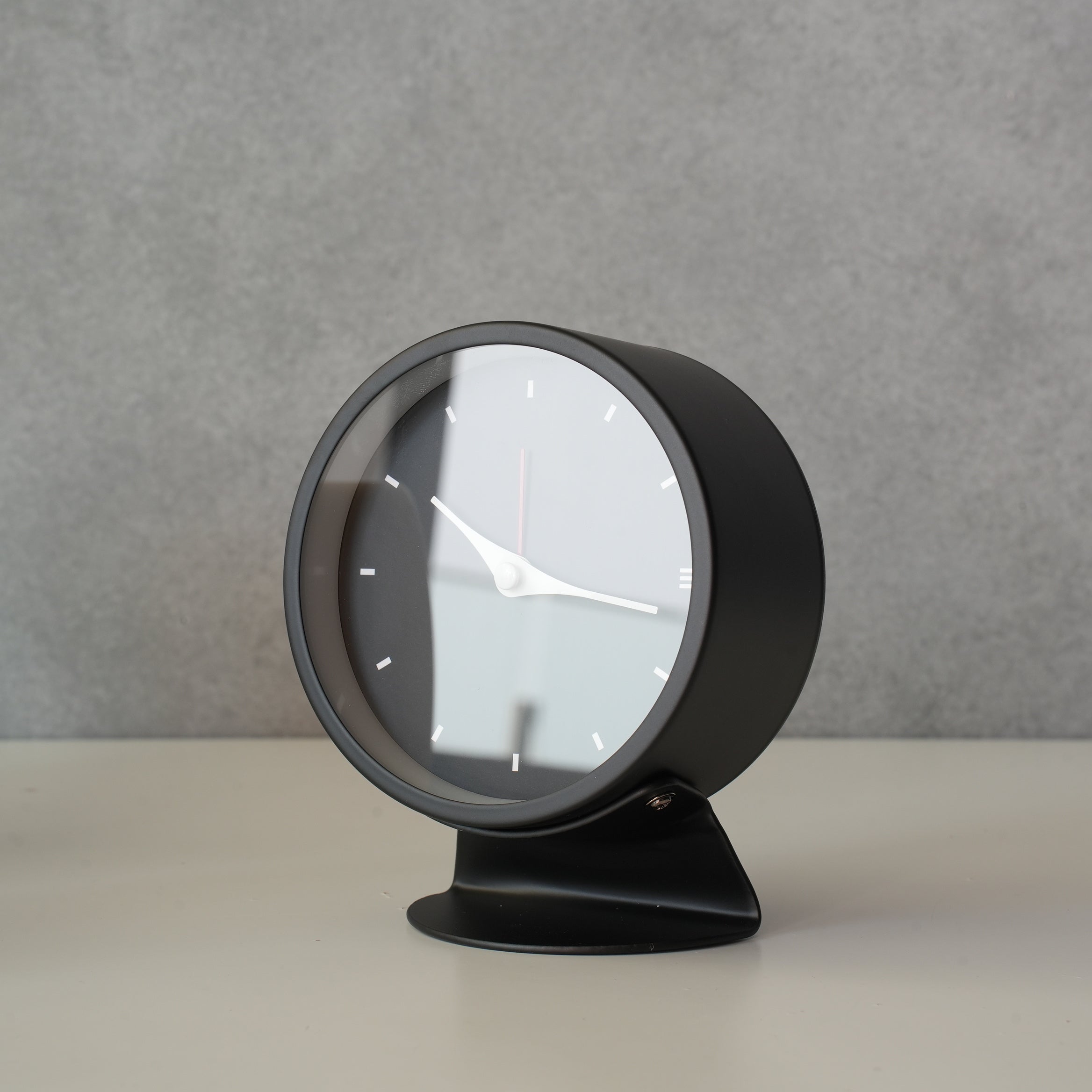 Modern Color Metal Alarm Clock