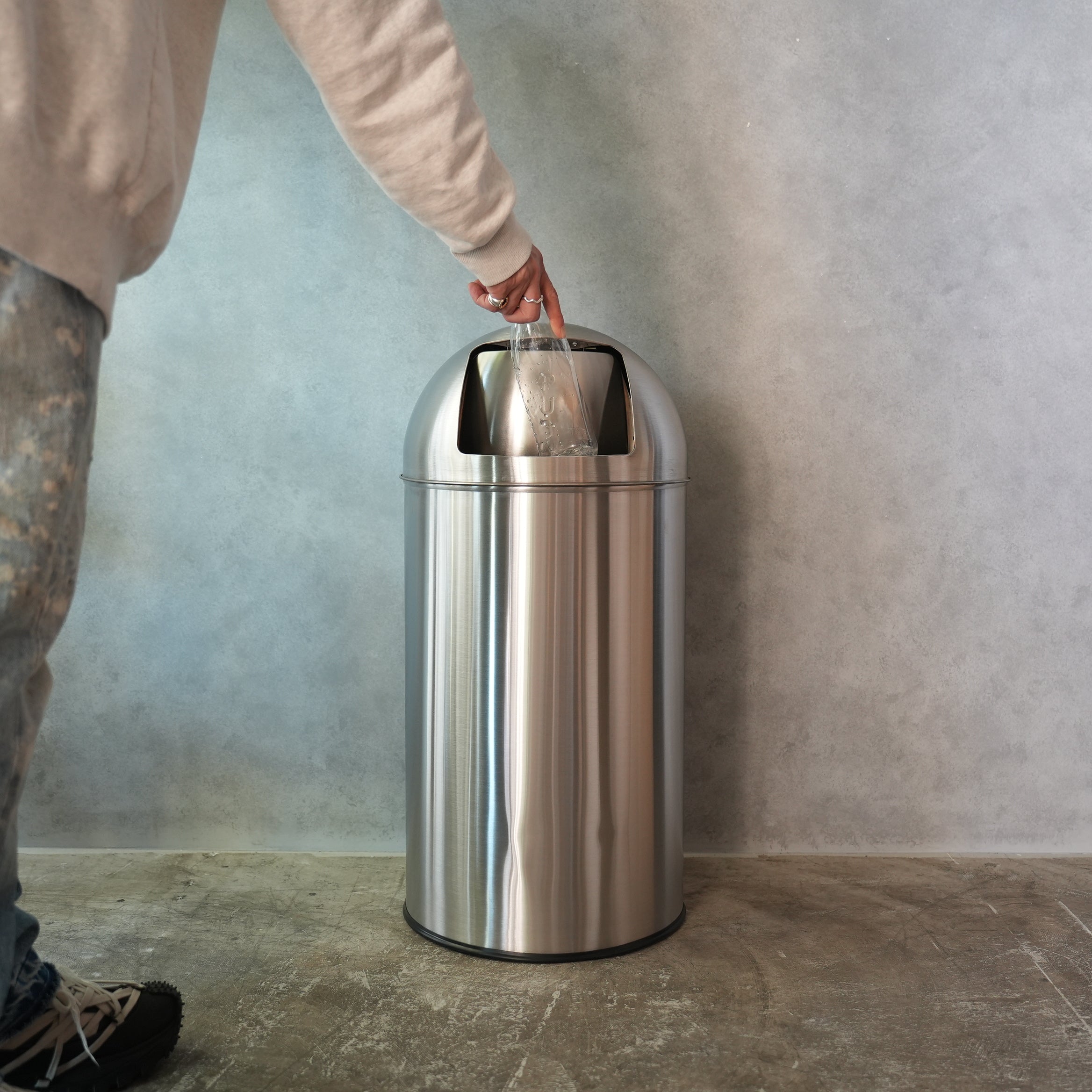 DUST BIN SATIN FINISHED 40L