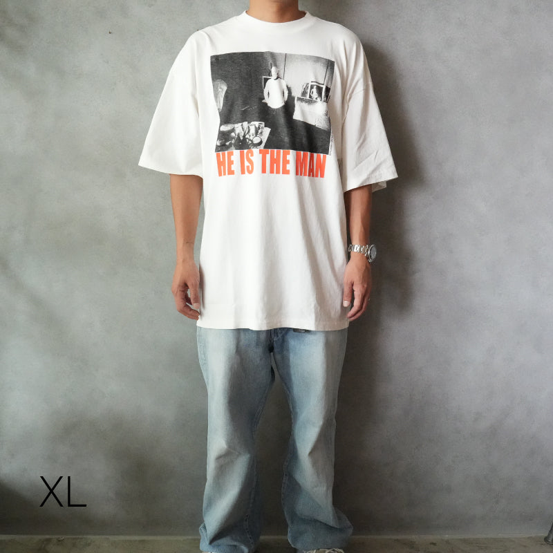 one of the Leading artists Tee
