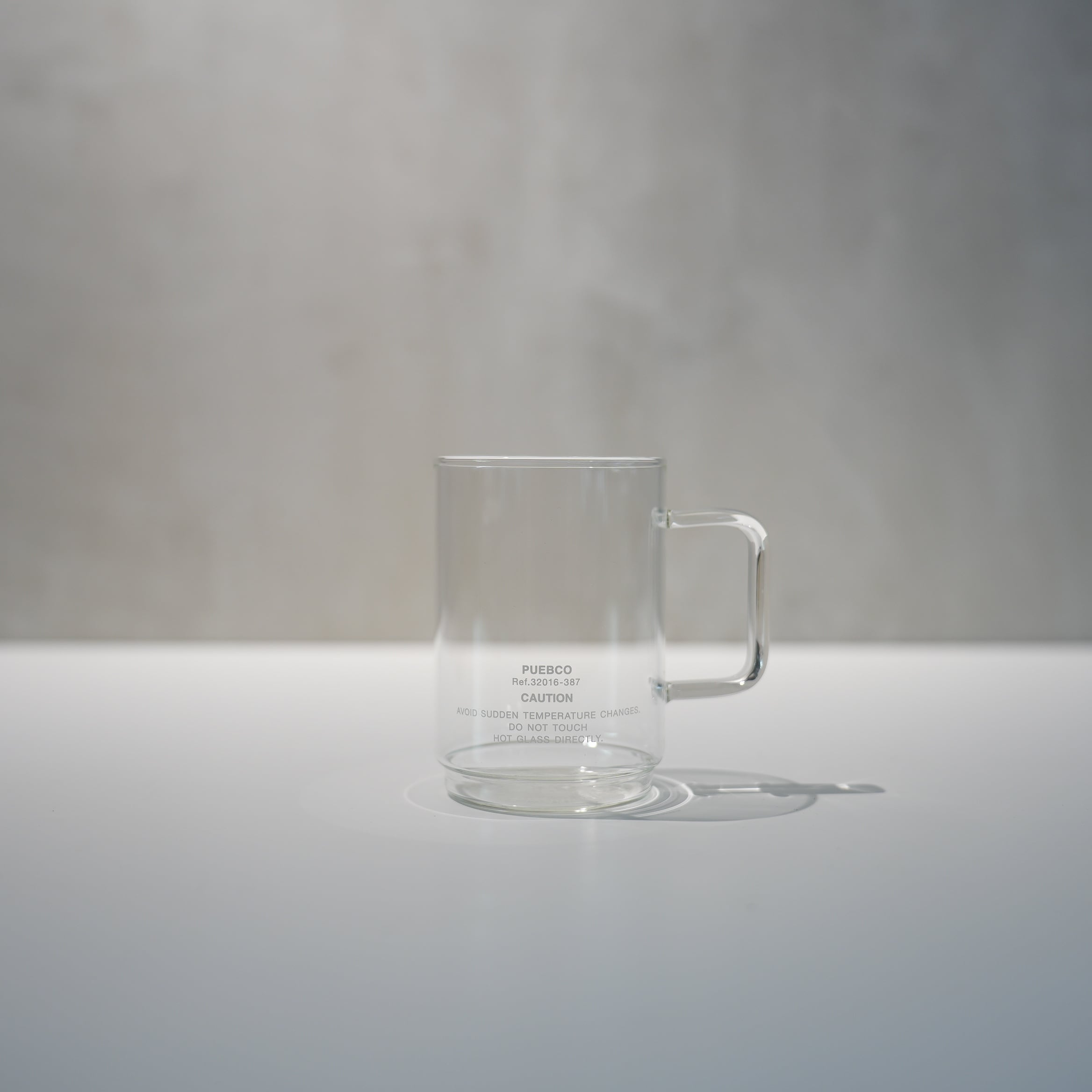 BOROSILICATE GLASS MUG / Shallow Stacking