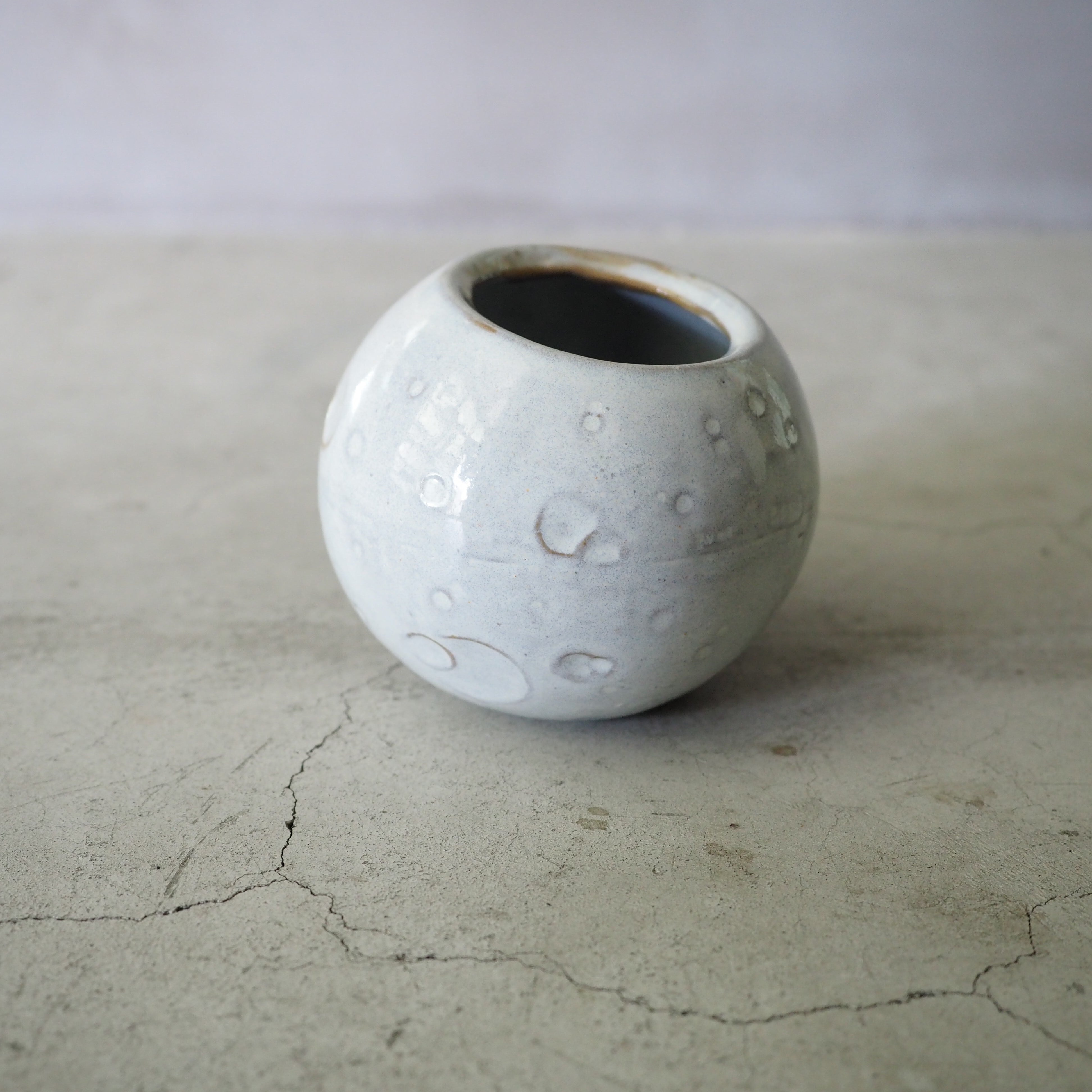 Moon Vase L MN-002