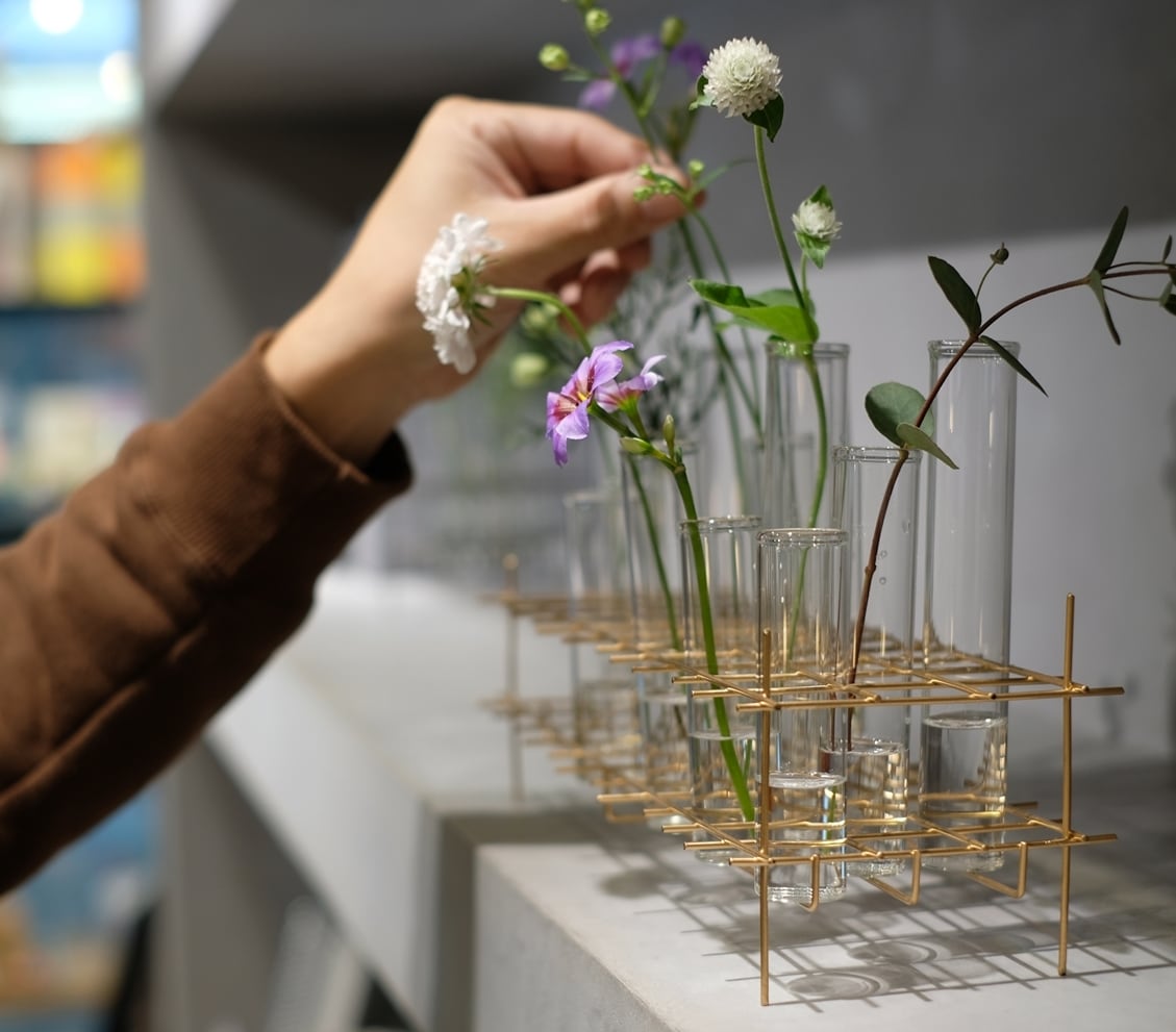 BIRD'S NEST S　GLASS TEST TUBE VASE