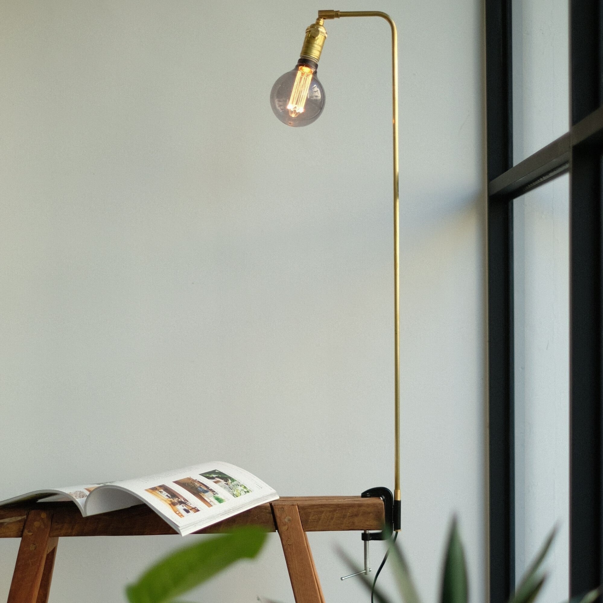 BARDEN CLAMP LAMP