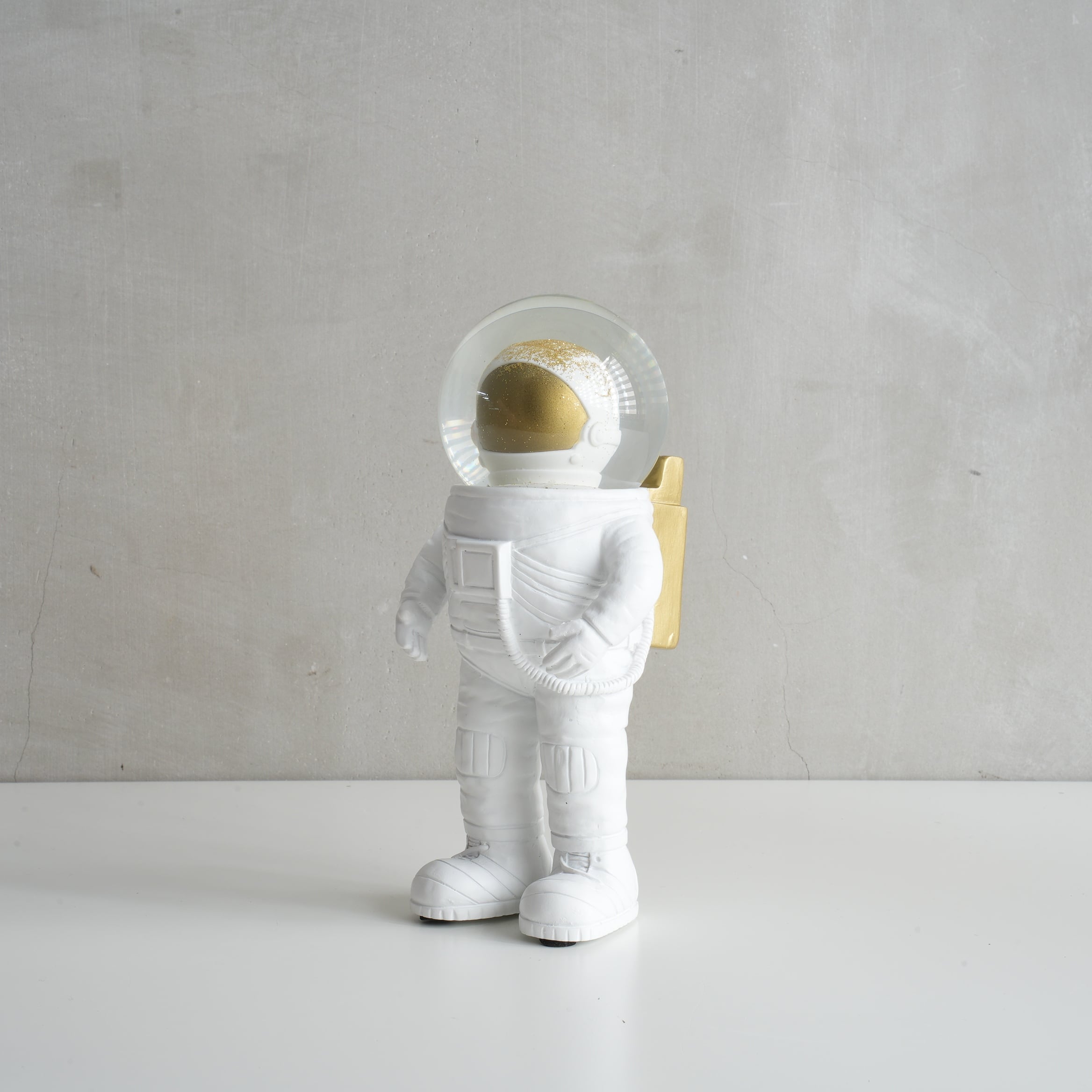 Snow Globe Astronaut