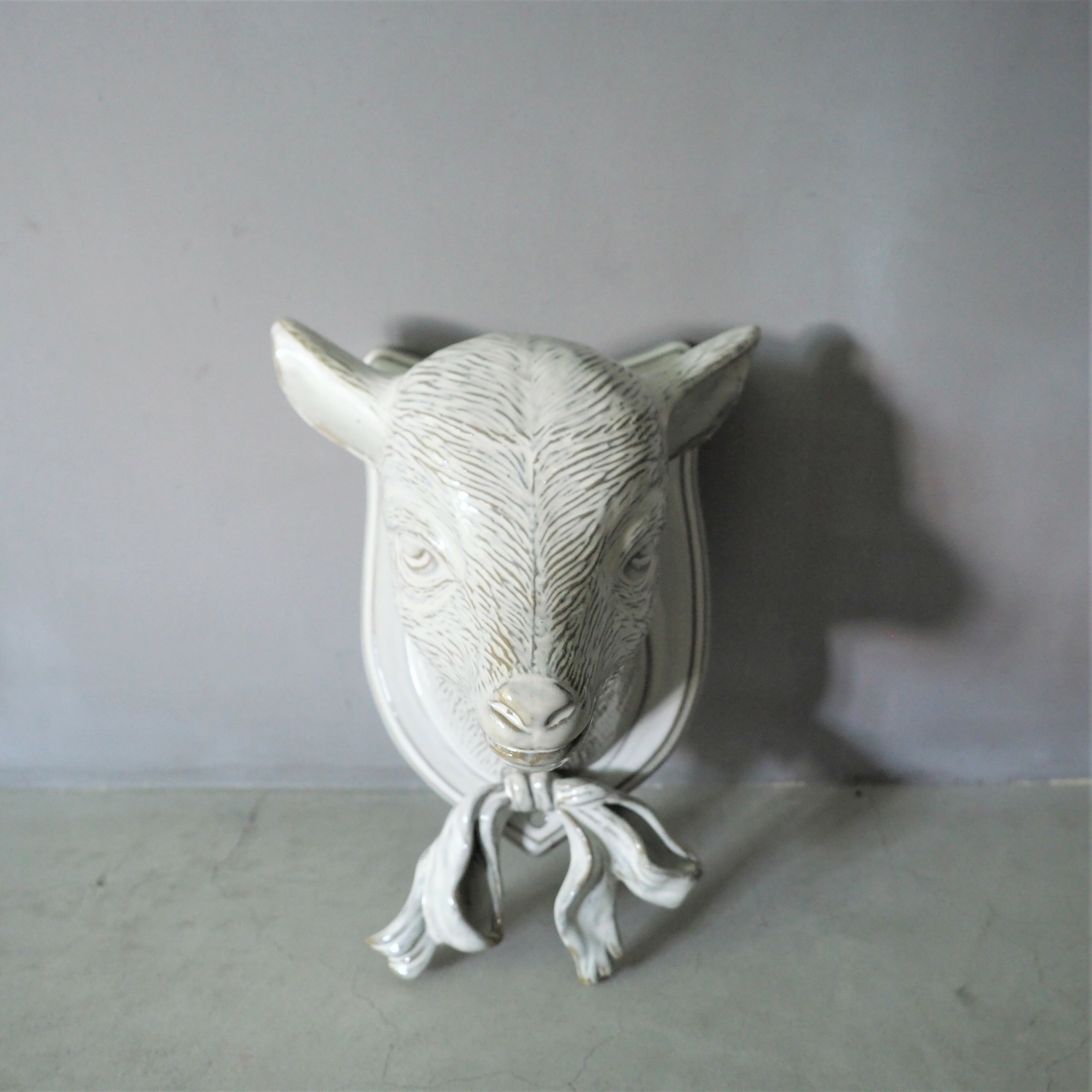 Baby Goat Trophy SC-004