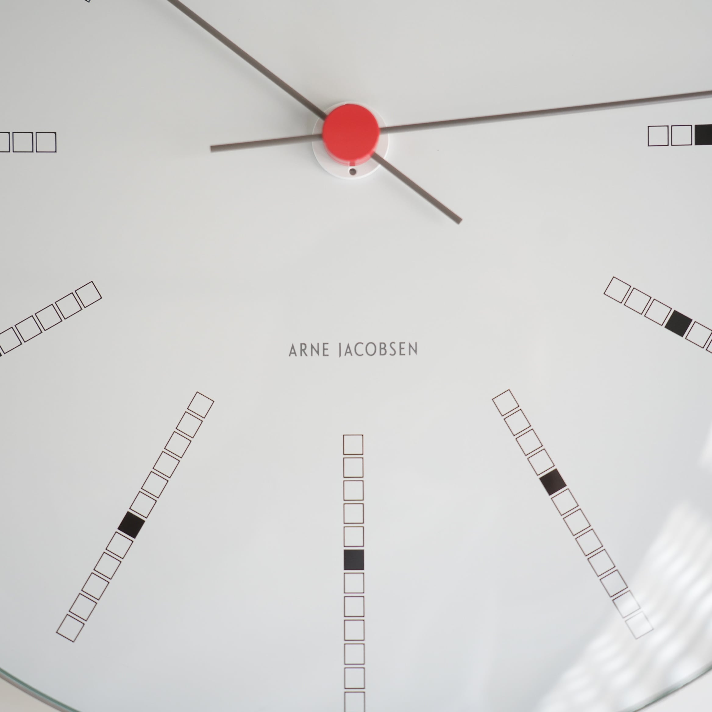 ARNE JACOBSEN Wall Clock Bankers 210mm