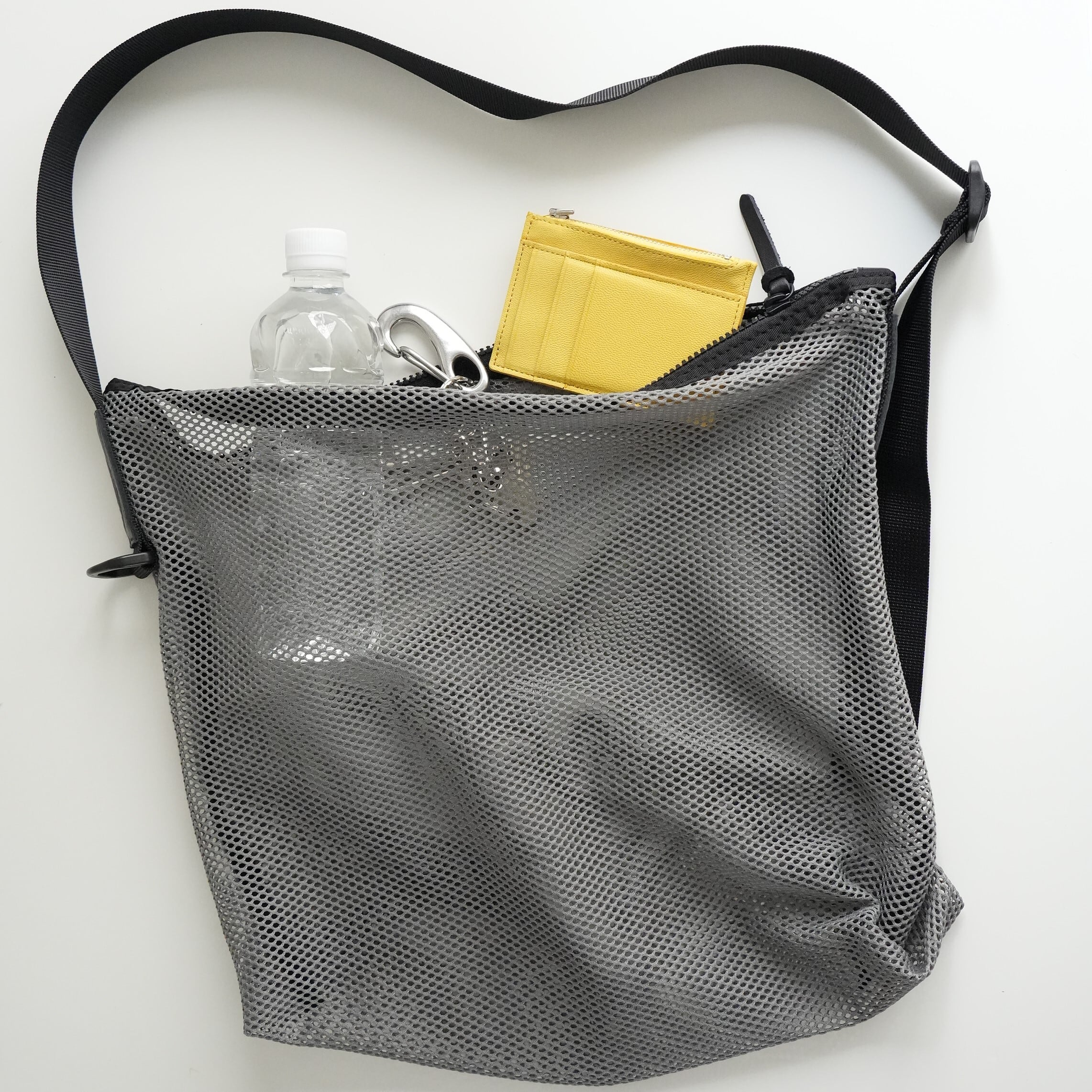 Brick / Mesh Zip Shoulder Bag　Gray