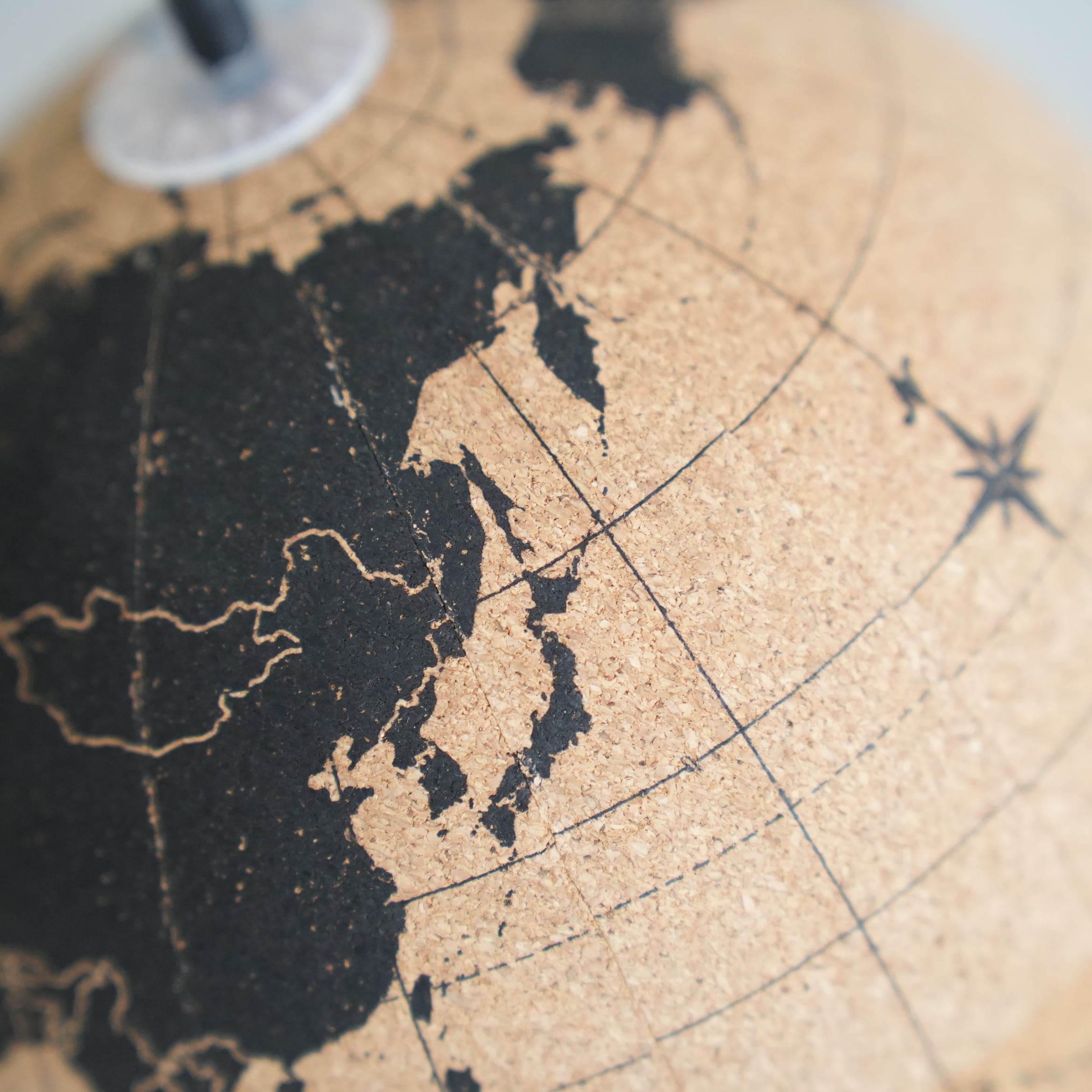 CORK GLOBE 15cm