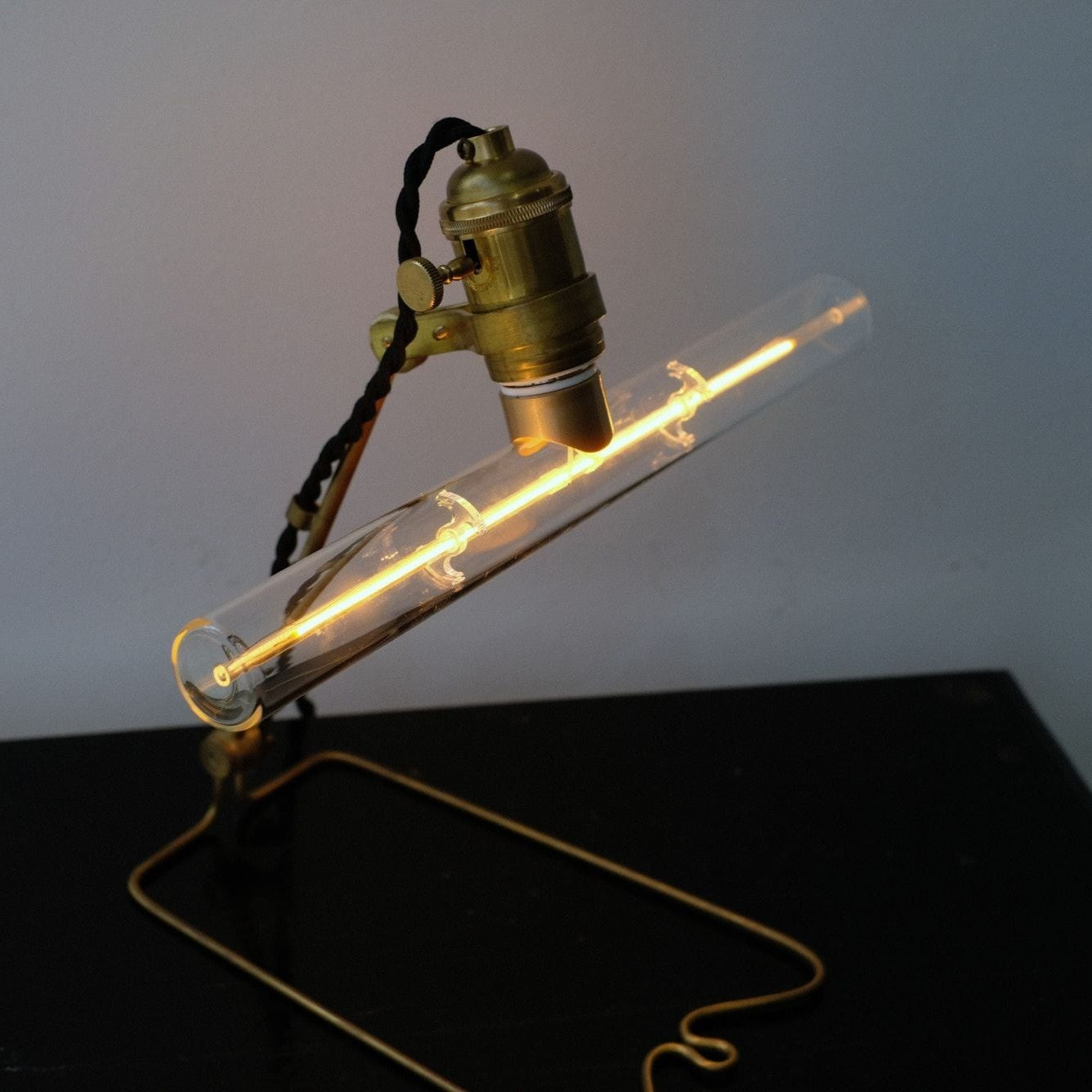 Edison Bulb LED E26 [T-BARLINE] 300mm