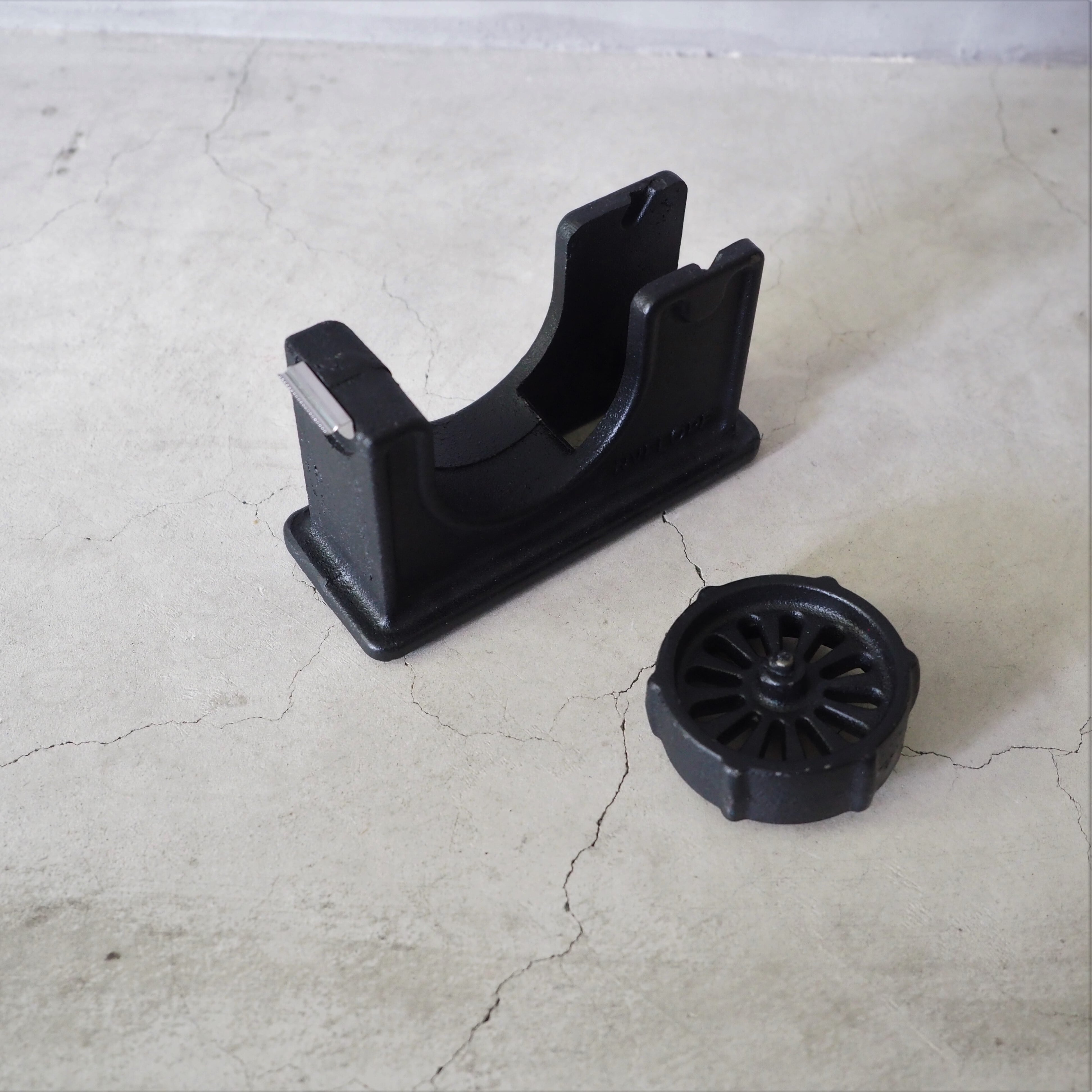 Tape Dispenser　Black